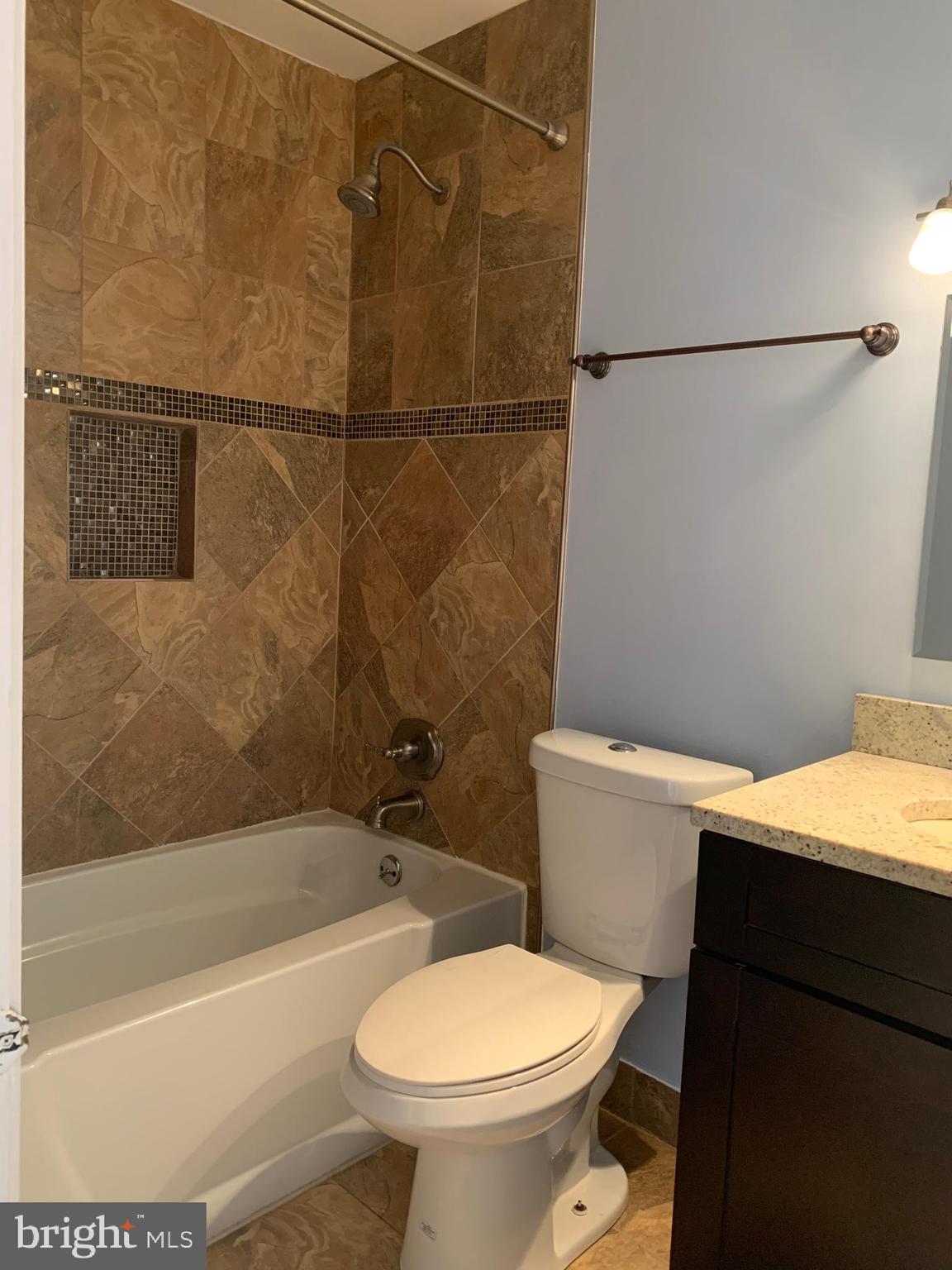 GREENTREE VILLAGE - Residential Lease