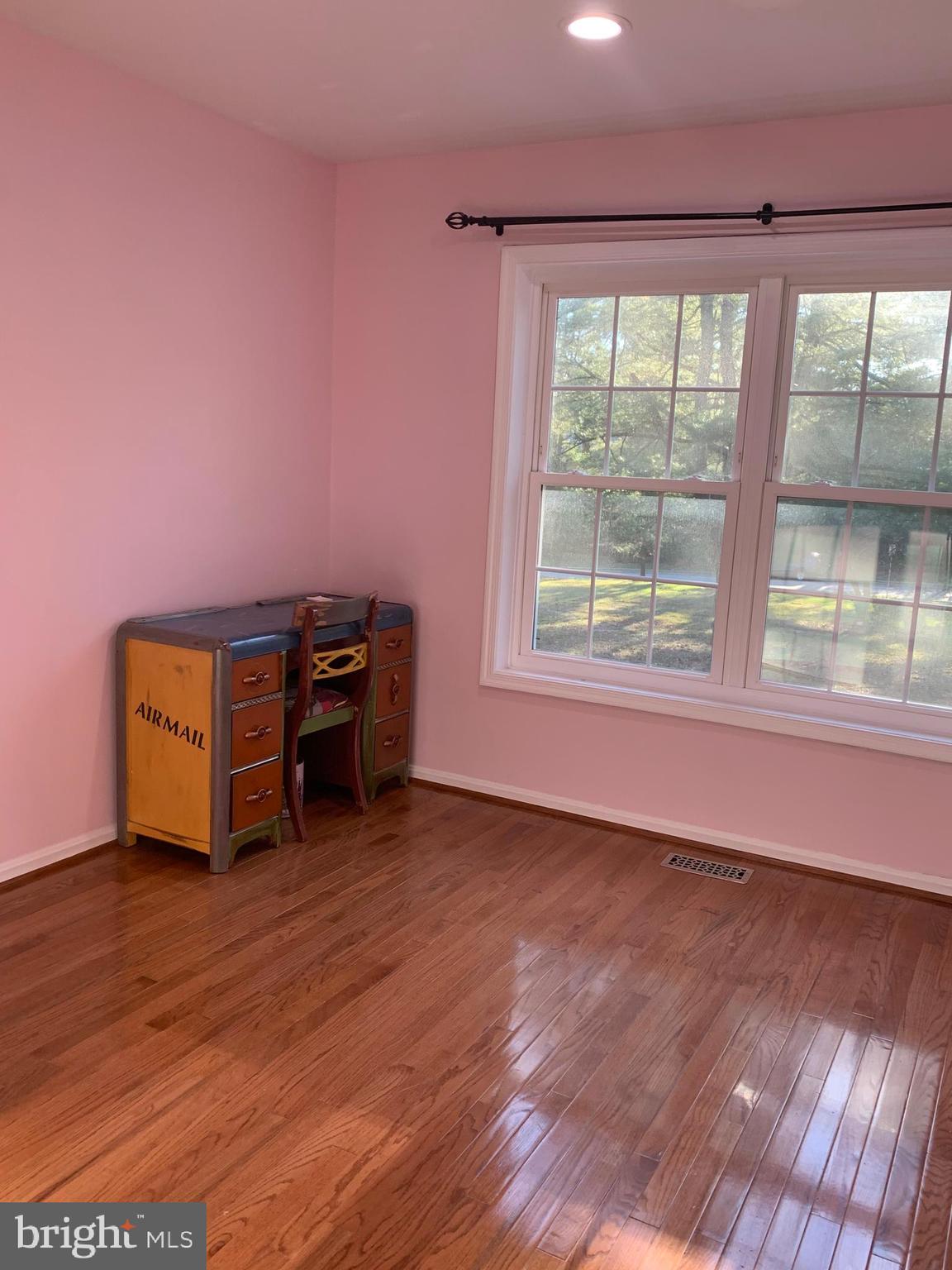 GREENTREE VILLAGE - Residential Lease