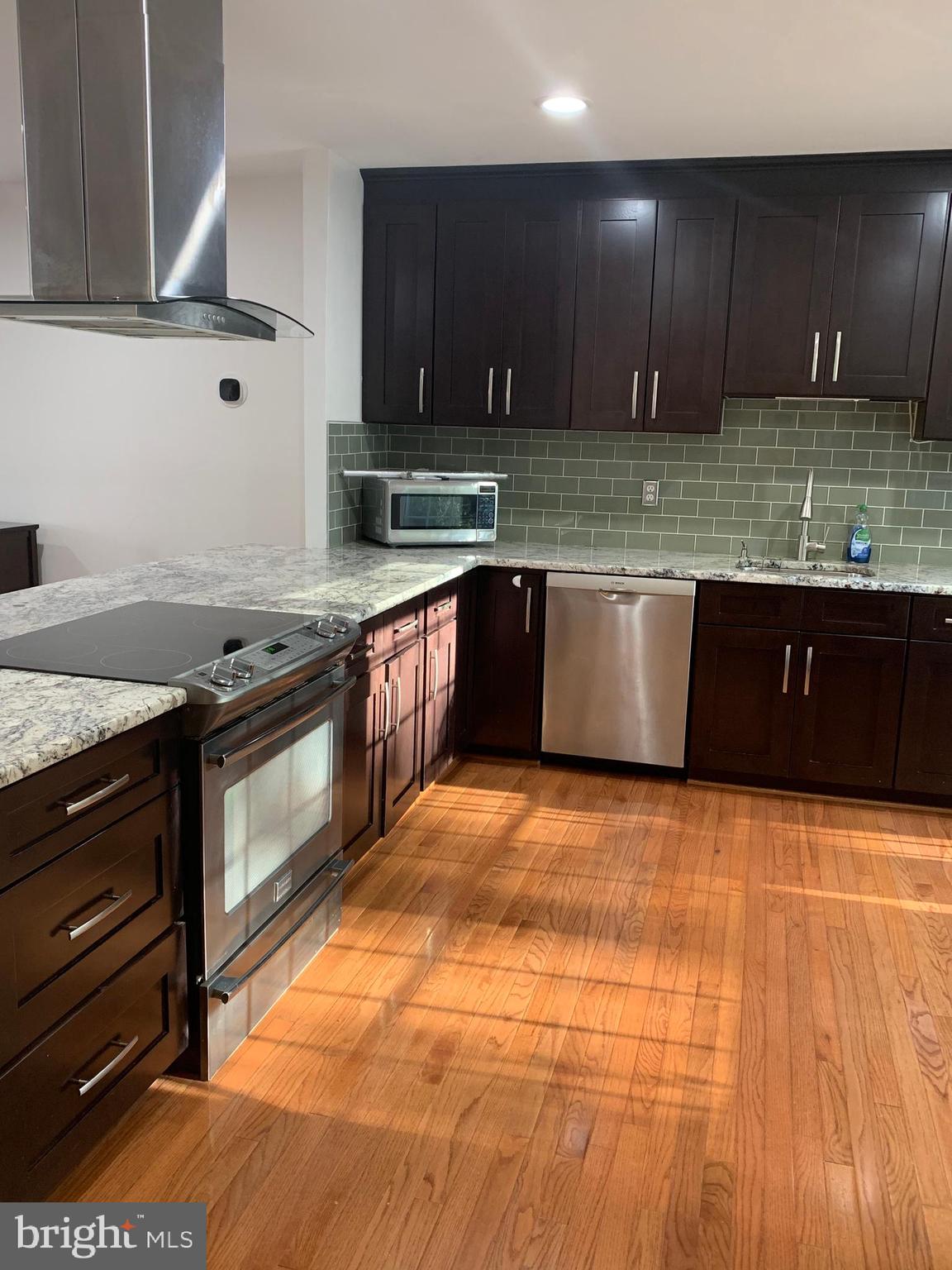 GREENTREE VILLAGE - Residential Lease