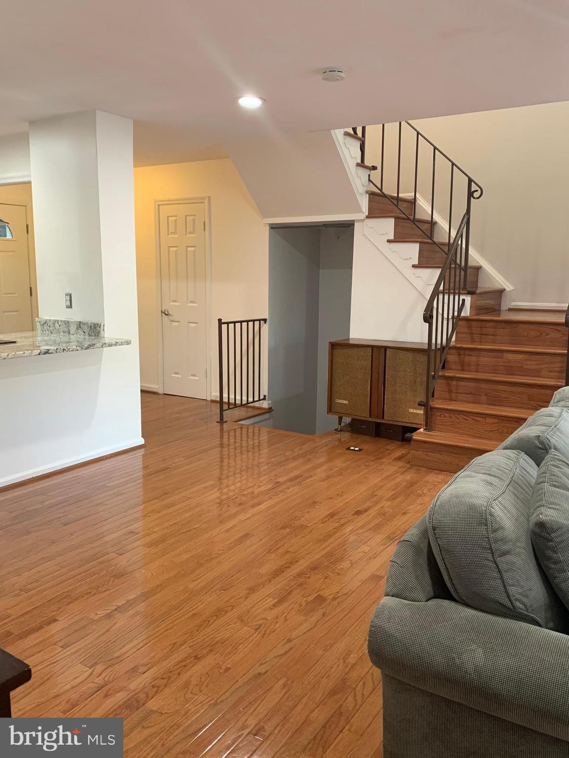 GREENTREE VILLAGE - Residential Lease