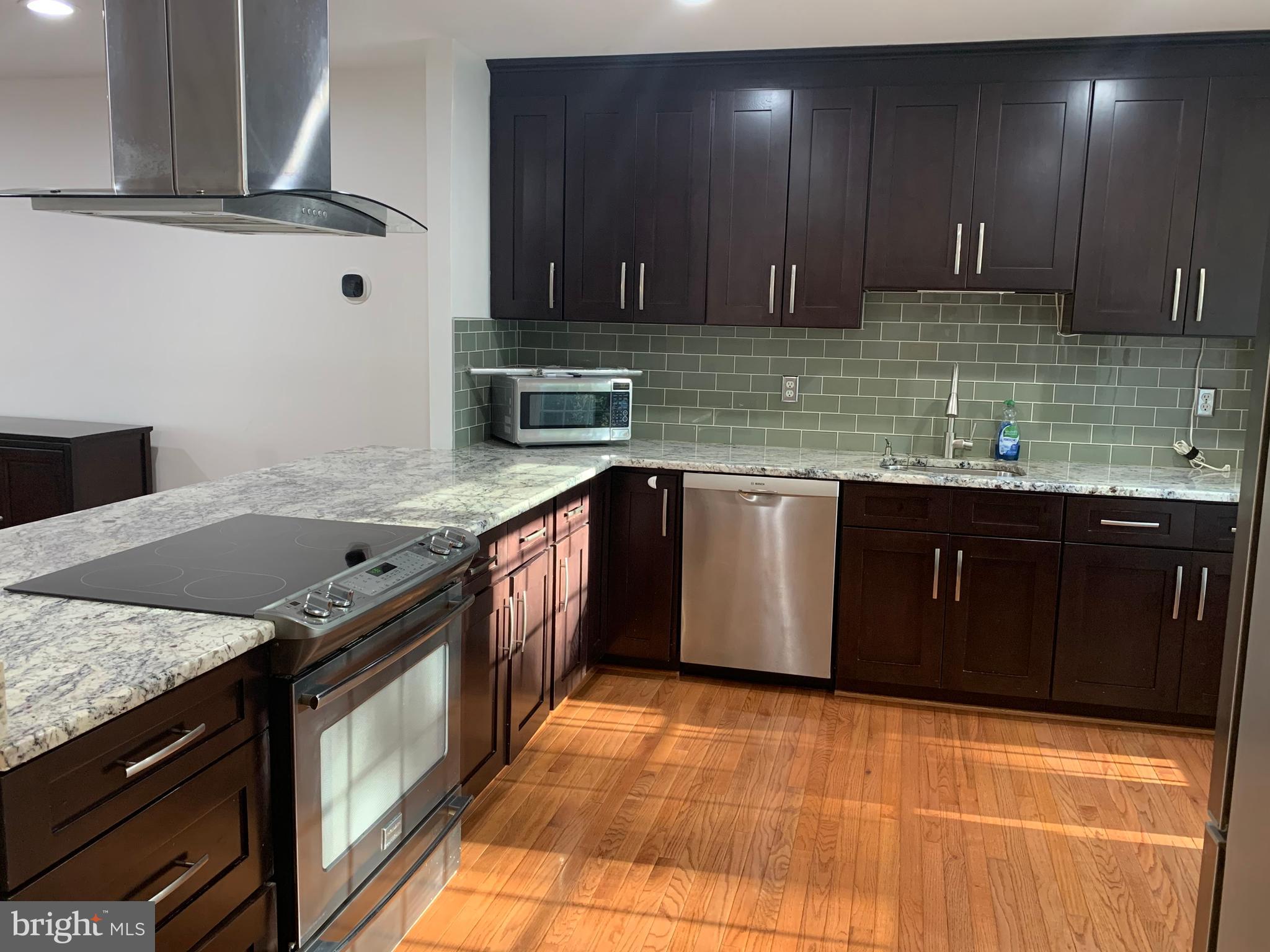 GREENTREE VILLAGE - Residential Lease