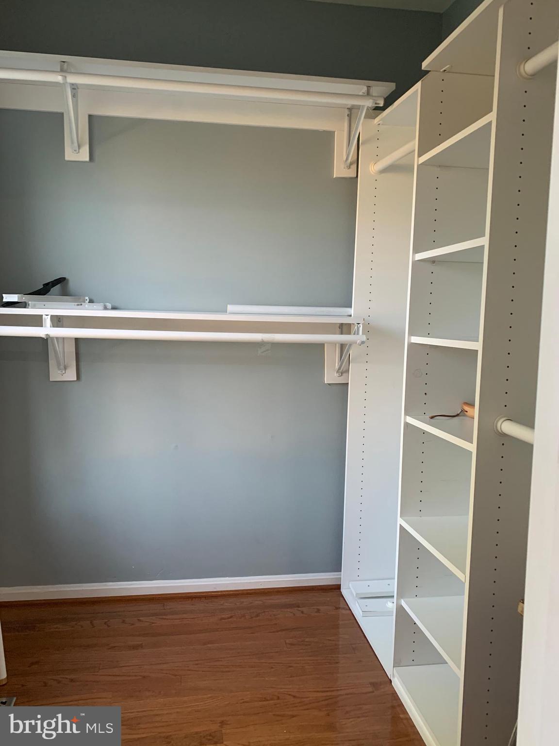 GREENTREE VILLAGE - Residential Lease