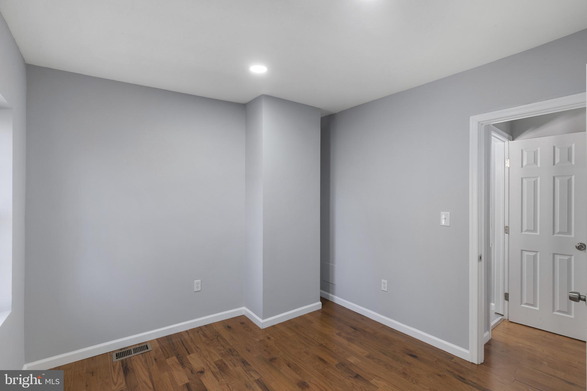 WYMAN PARK HAMPDEN - Residential