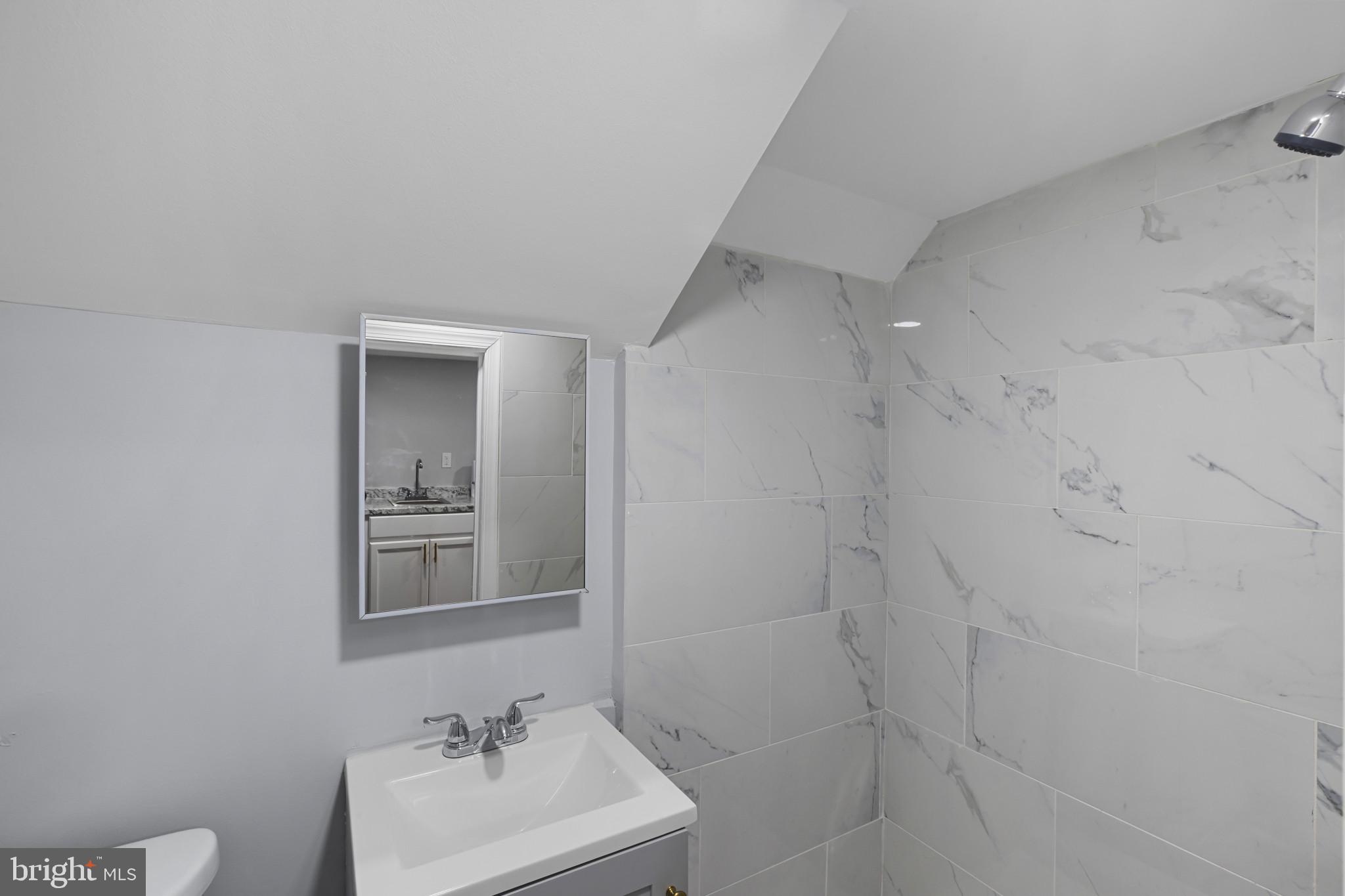 WYMAN PARK HAMPDEN - Residential