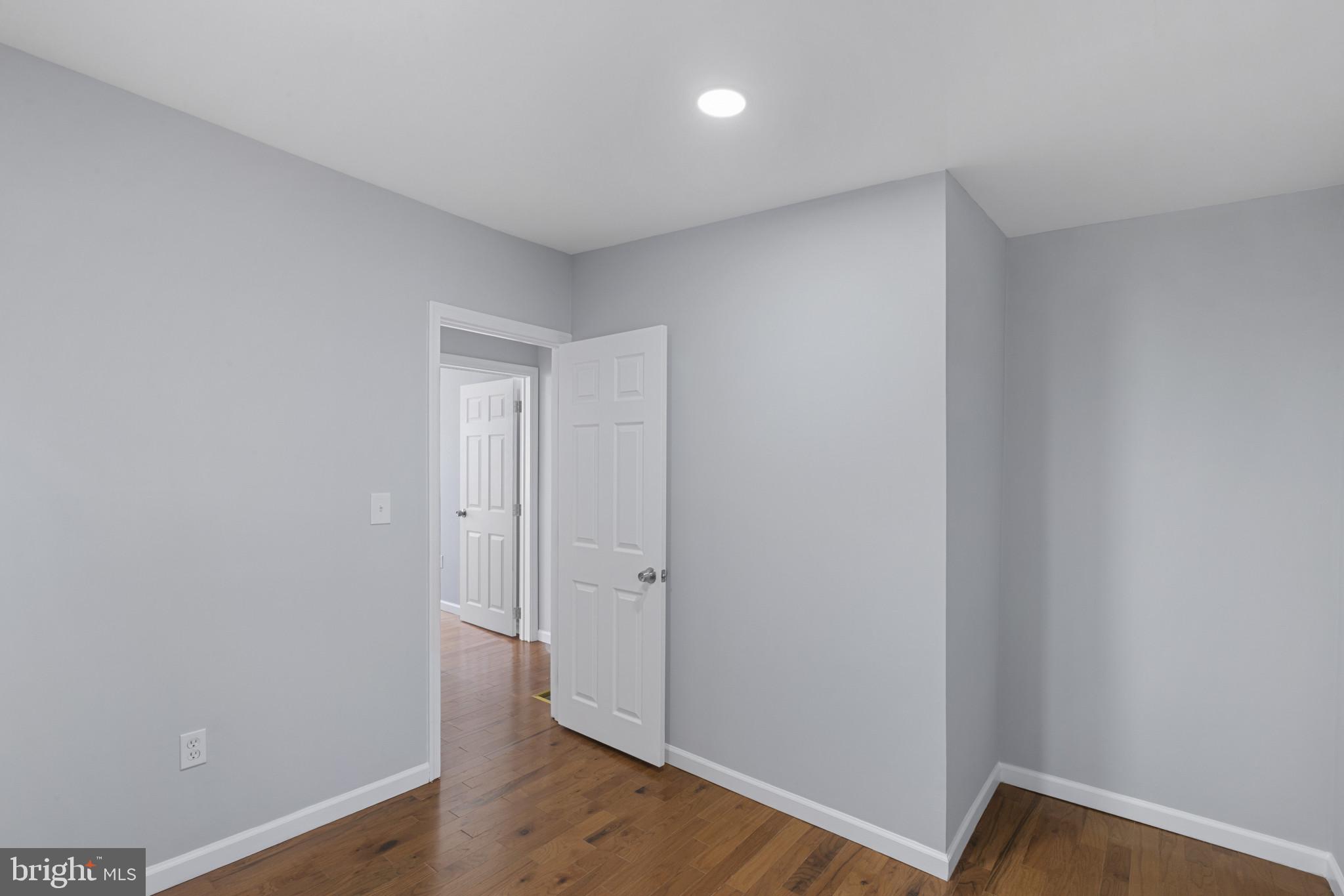 WYMAN PARK HAMPDEN - Residential