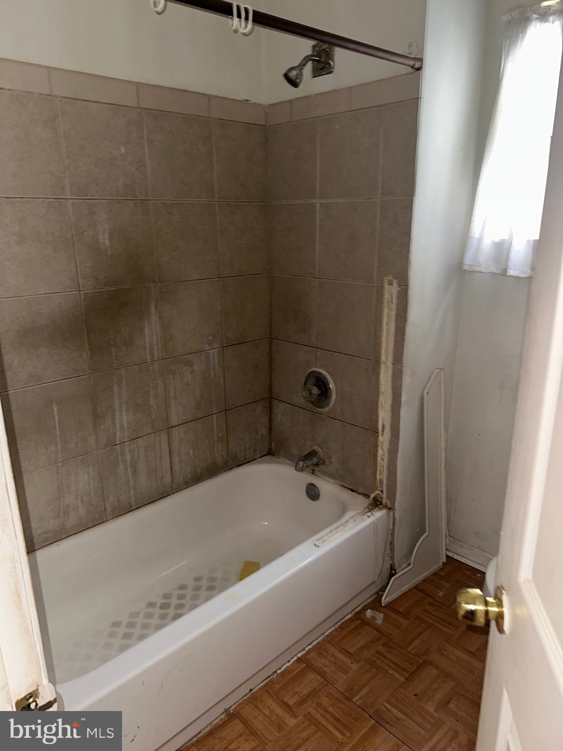 FRANKLIN SQUARE HISTORIC DISTRICT - Residential