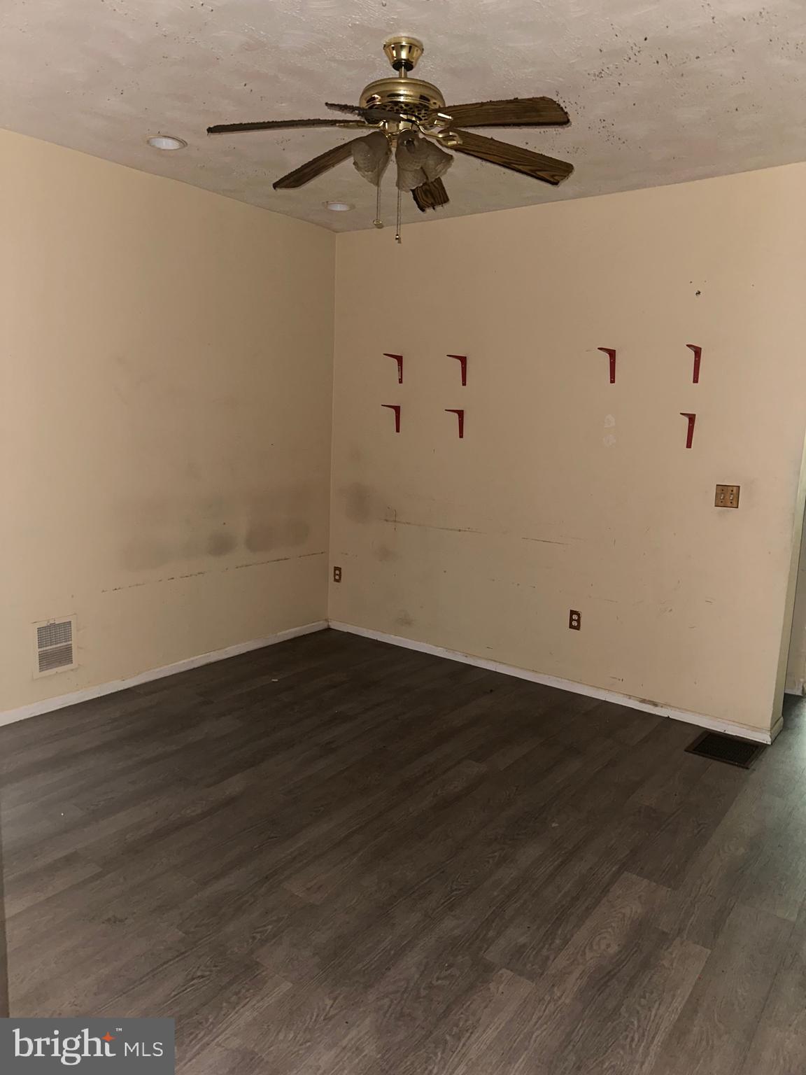 FRANKLIN SQUARE HISTORIC DISTRICT - Residential