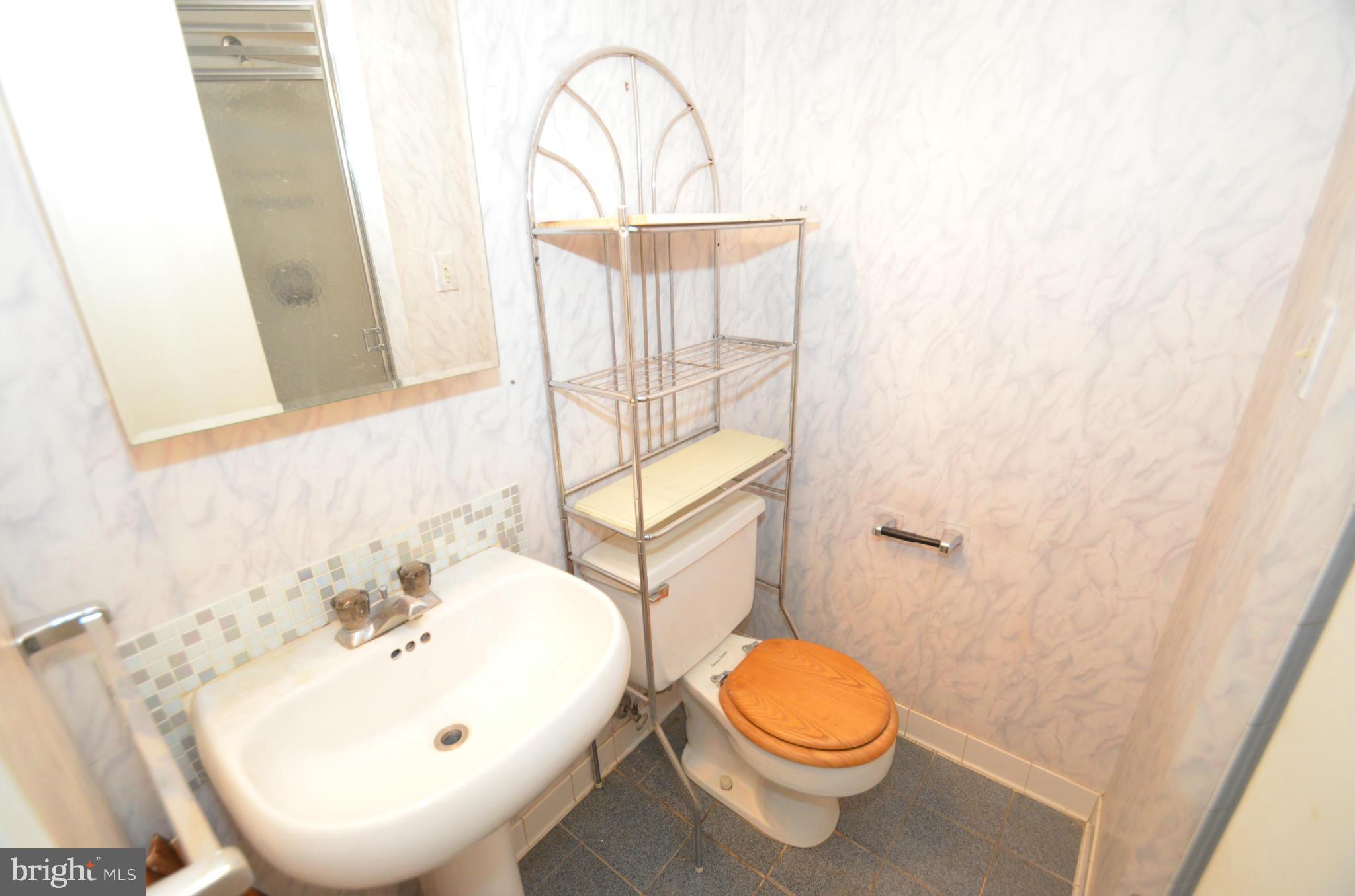 HAYFIELD FARM - Residential Lease