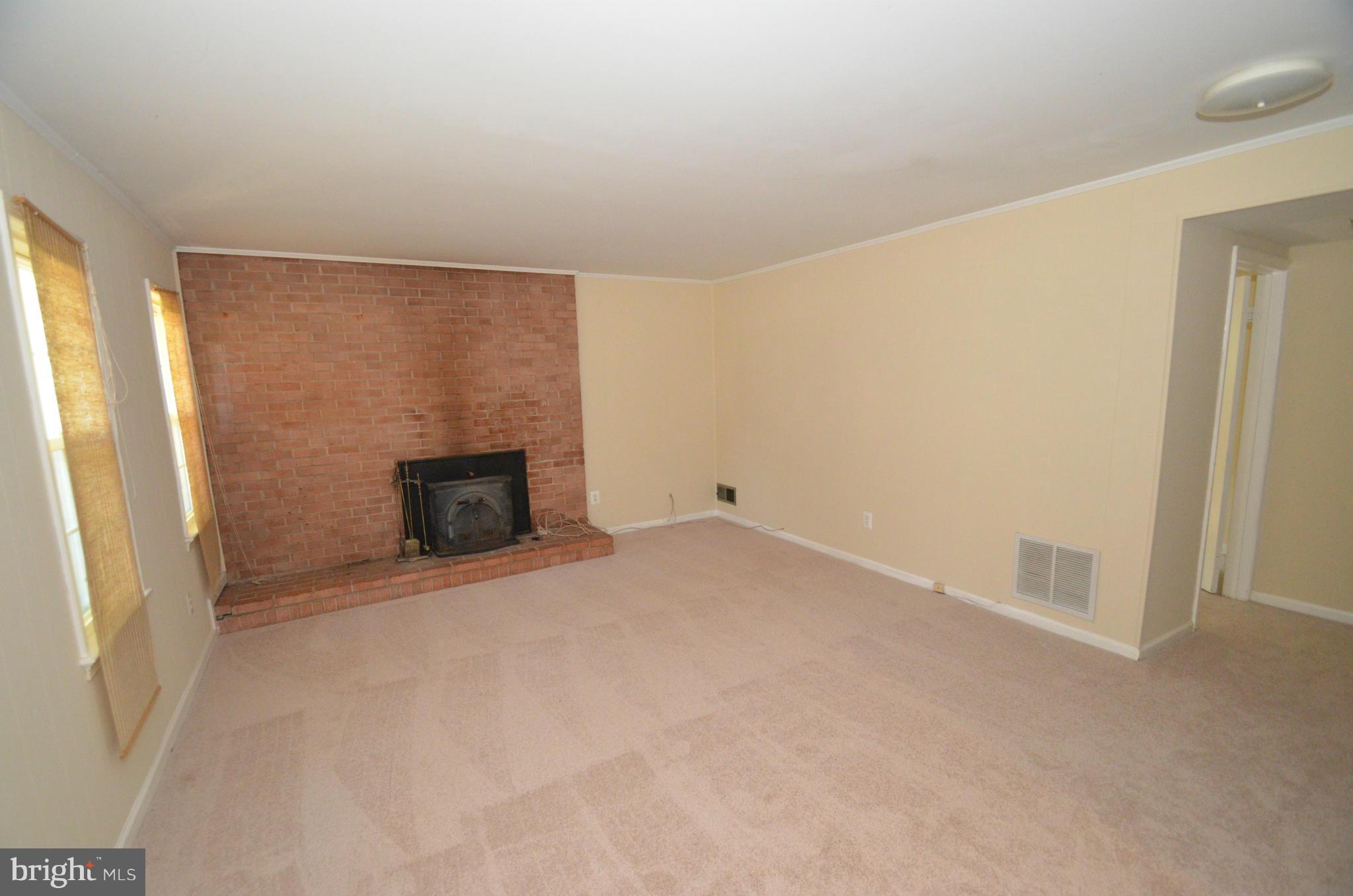 HAYFIELD FARM - Residential Lease