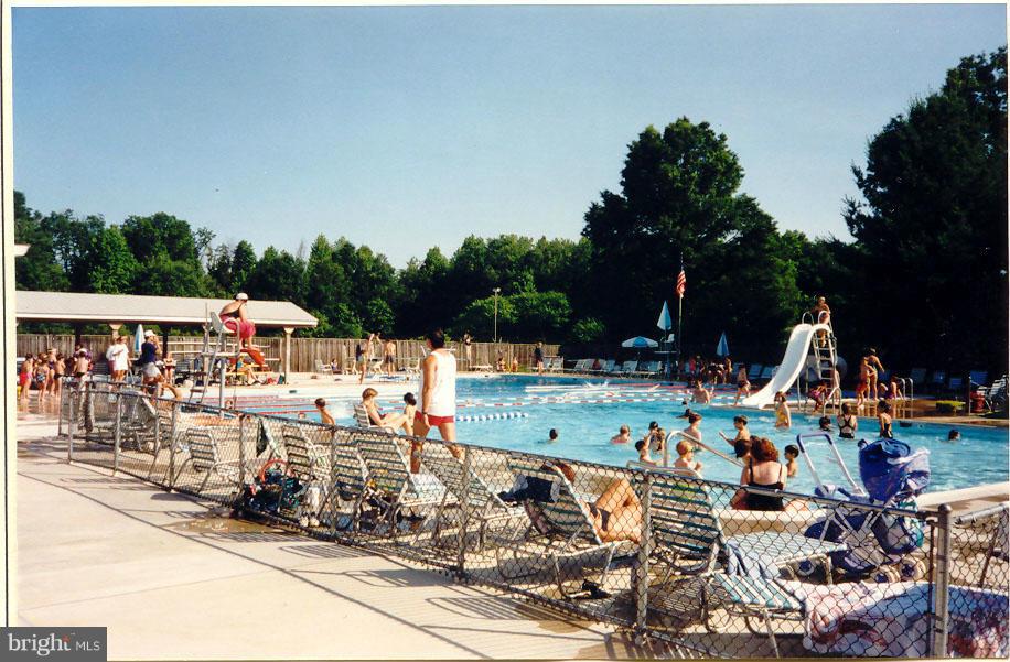 HAYFIELD FARM - Residential Lease