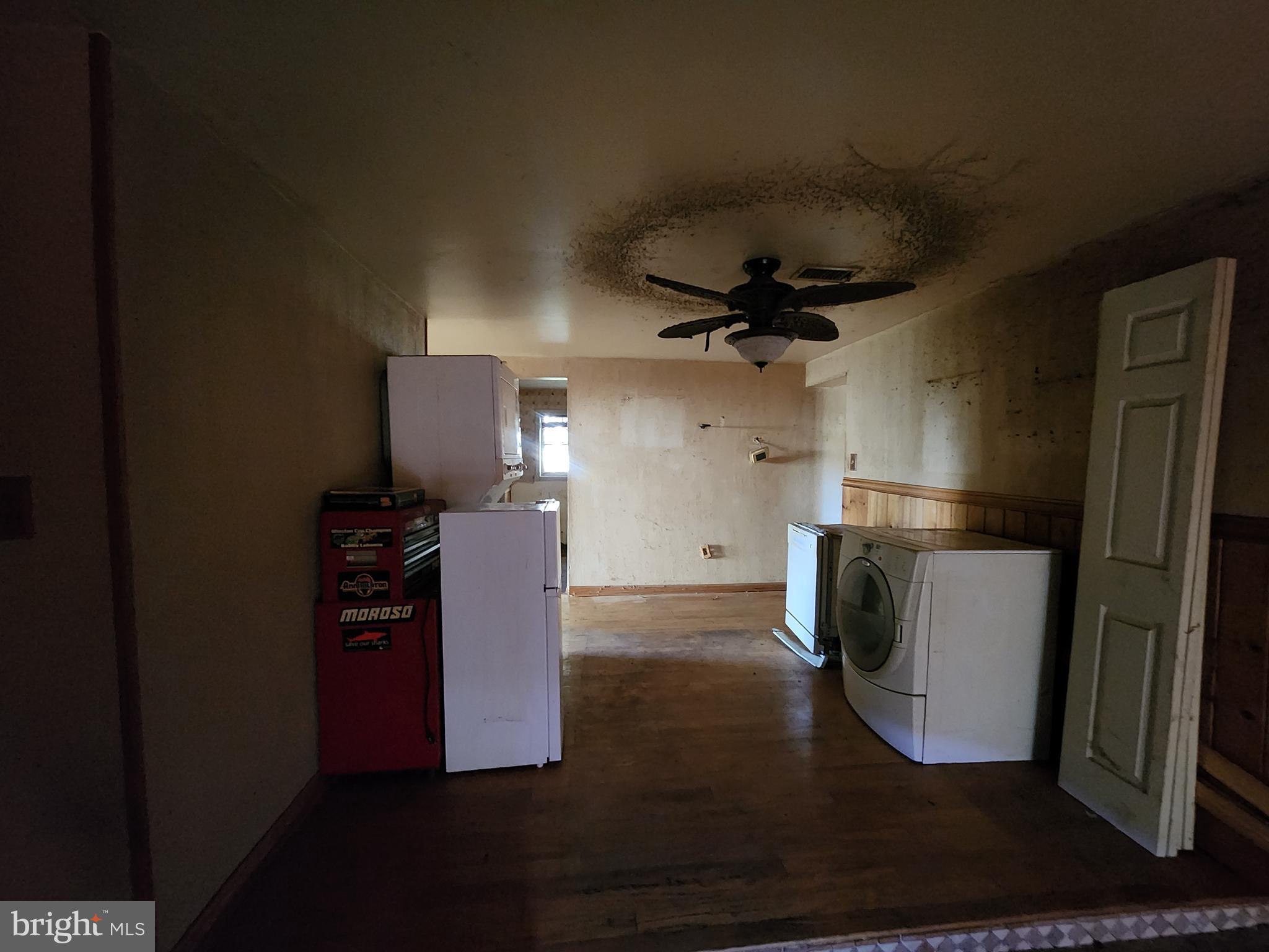 CROFTON MEWS CONDO - Residential