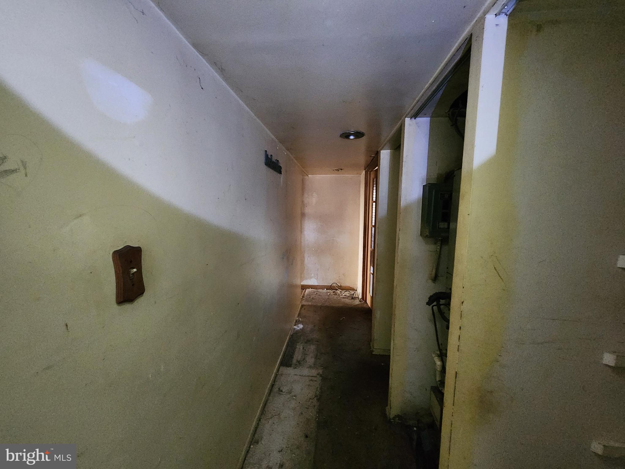 CROFTON MEWS CONDO - Residential