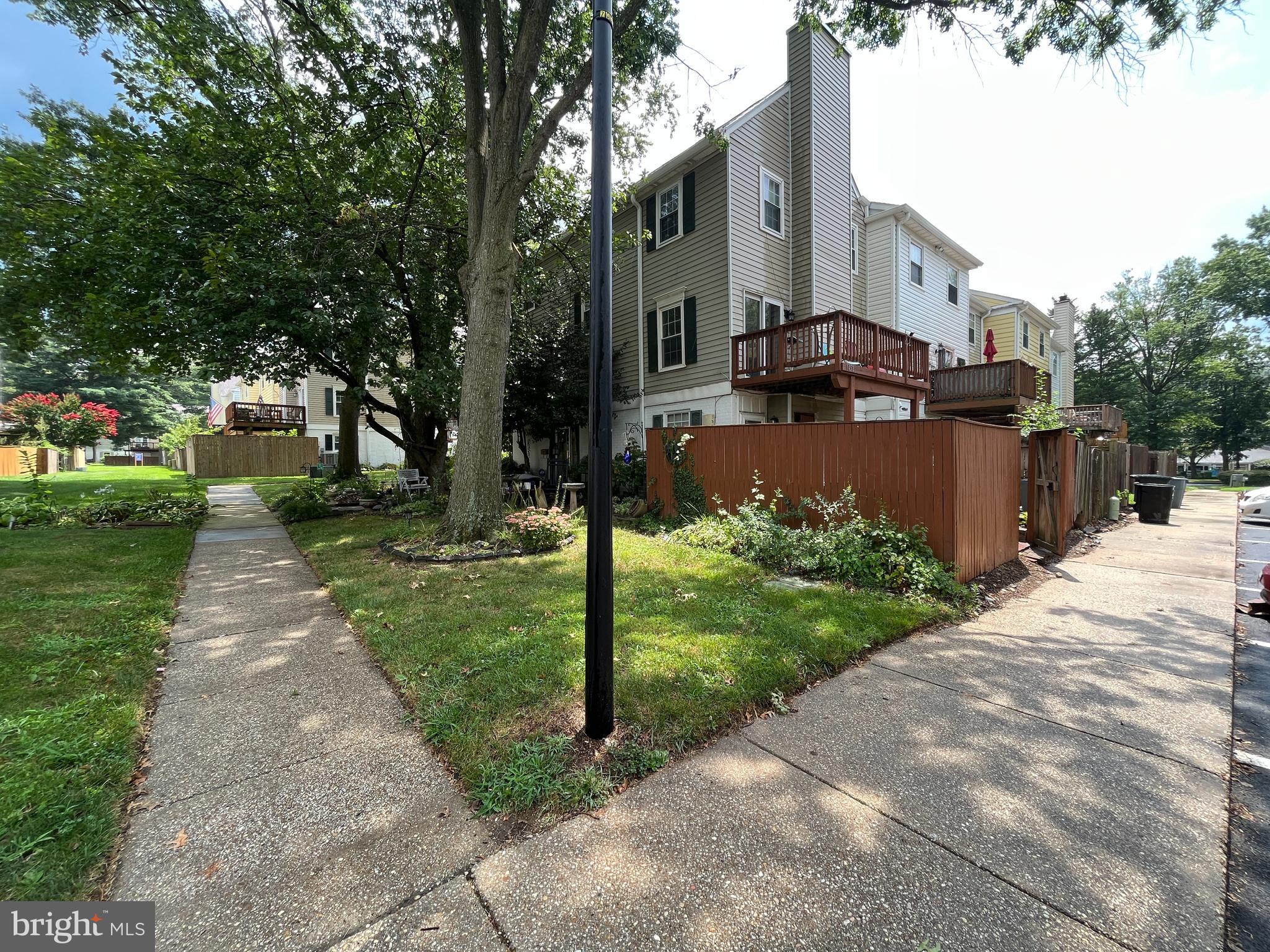 1454 VINEYARD COURT 111XC