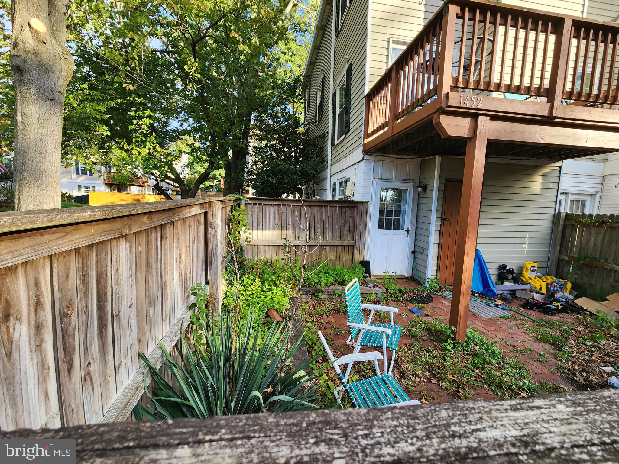 CROFTON MEWS CONDO - Residential