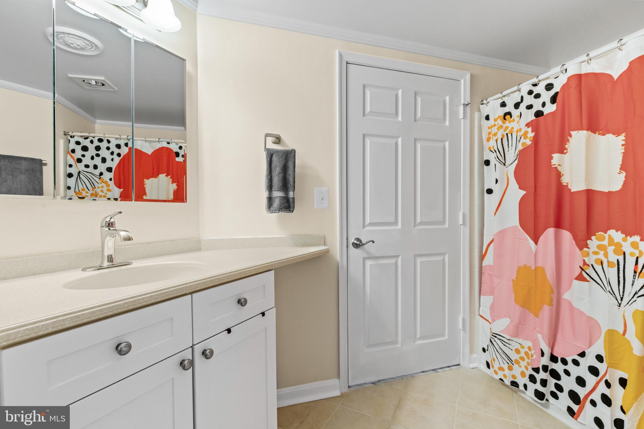 NORTHAMPTON PLACE - Residential Lease