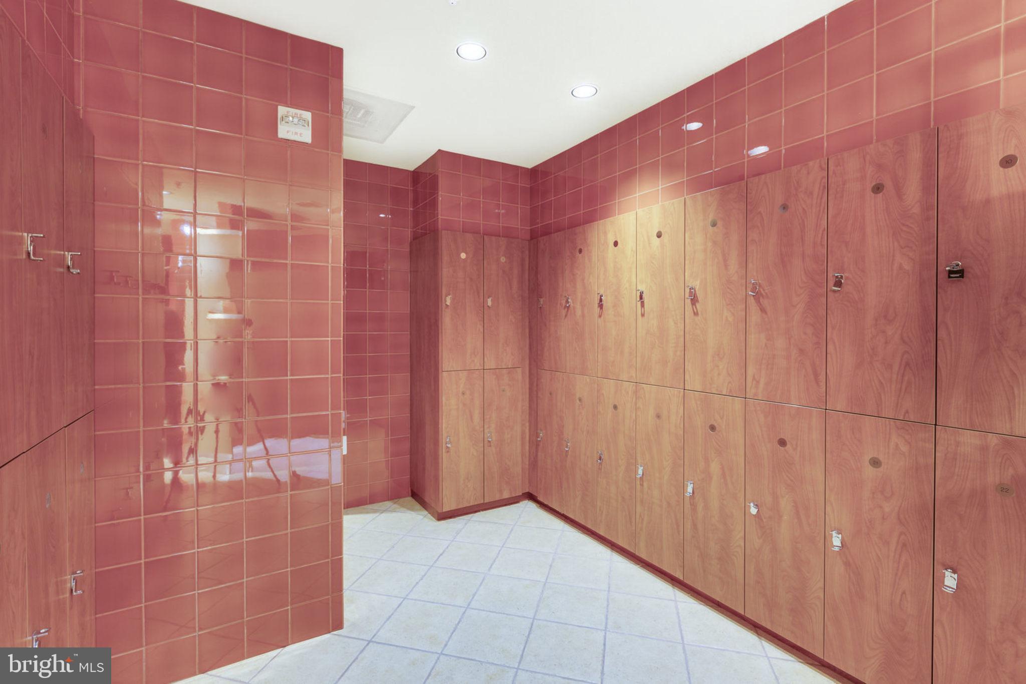 NORTHAMPTON PLACE - Residential Lease