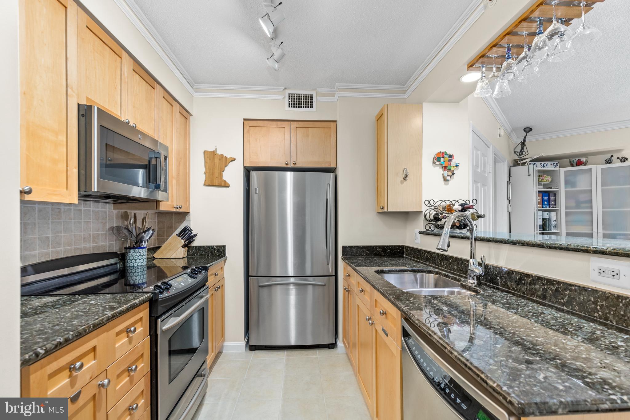 NORTHAMPTON PLACE - Residential Lease