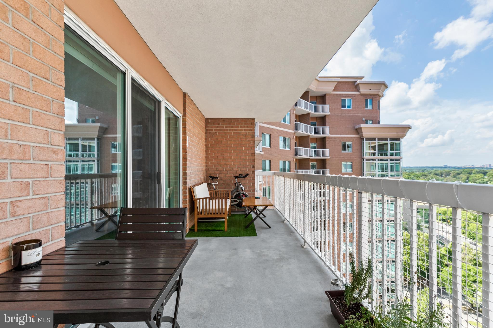 NORTHAMPTON PLACE - Residential Lease