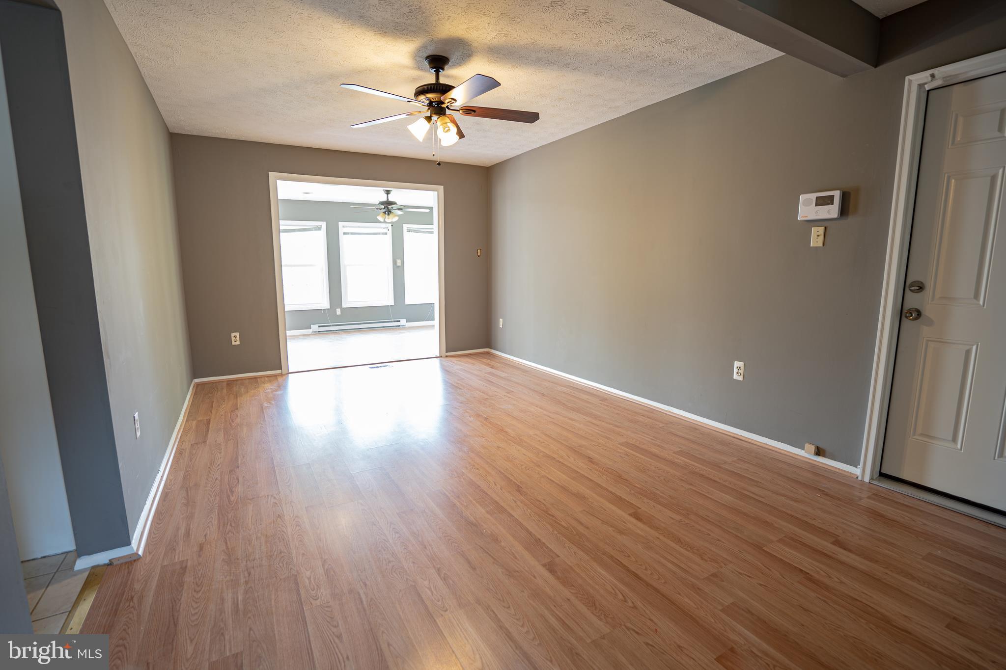 RIVER BEND ESTATES - Residential Lease