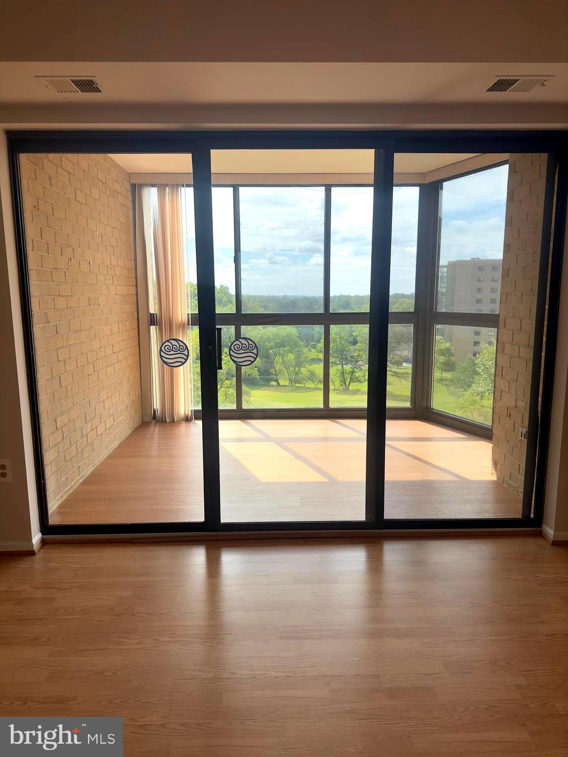 FAIRWAYS NORTH - Residential Lease