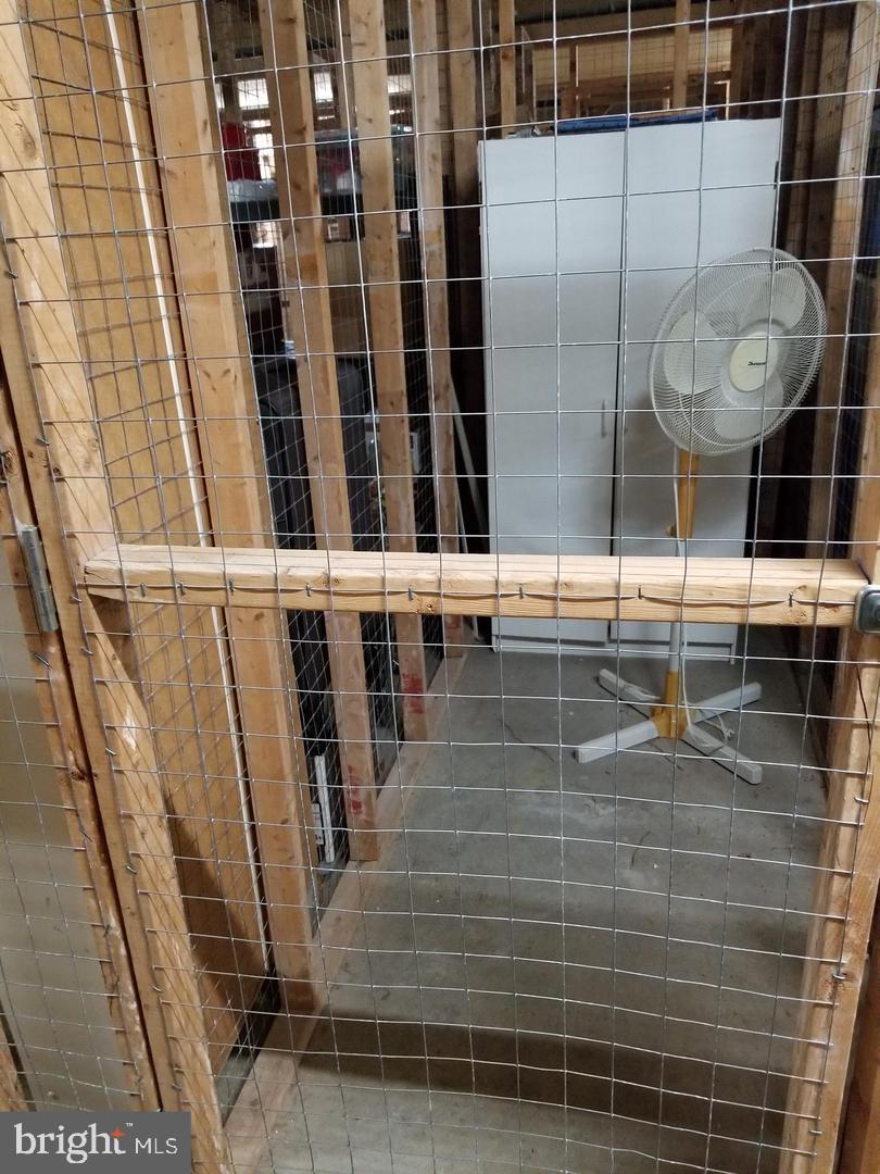 FAIRWAYS NORTH - Residential Lease