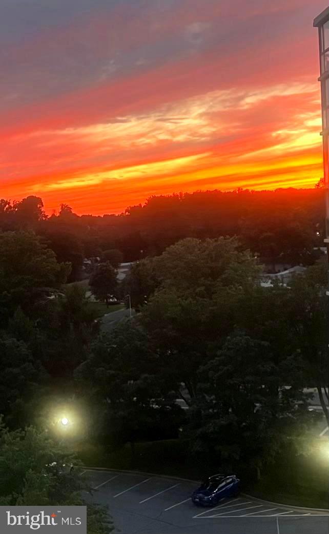 FAIRWAYS NORTH - Residential Lease