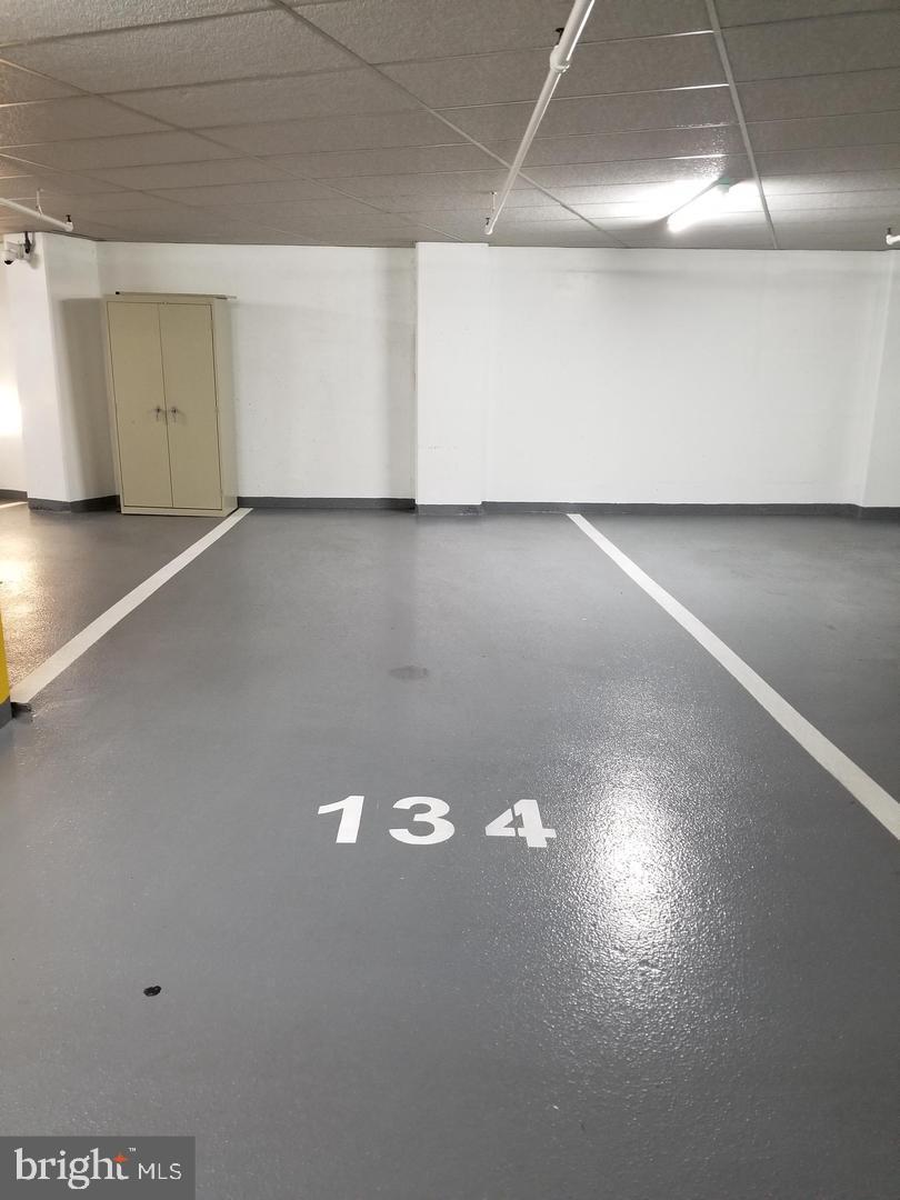 FAIRWAYS NORTH - Residential Lease