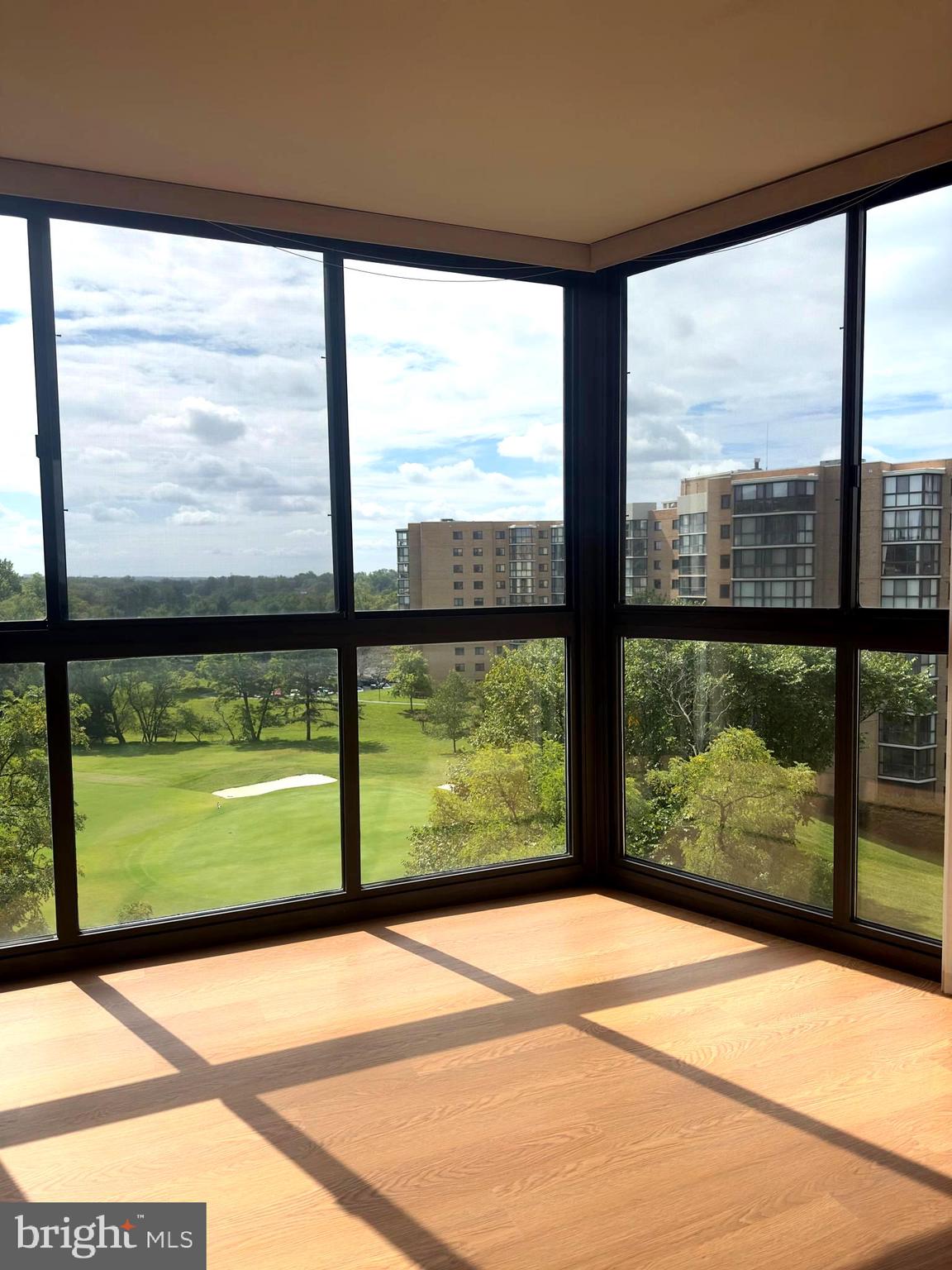 FAIRWAYS NORTH - Residential Lease