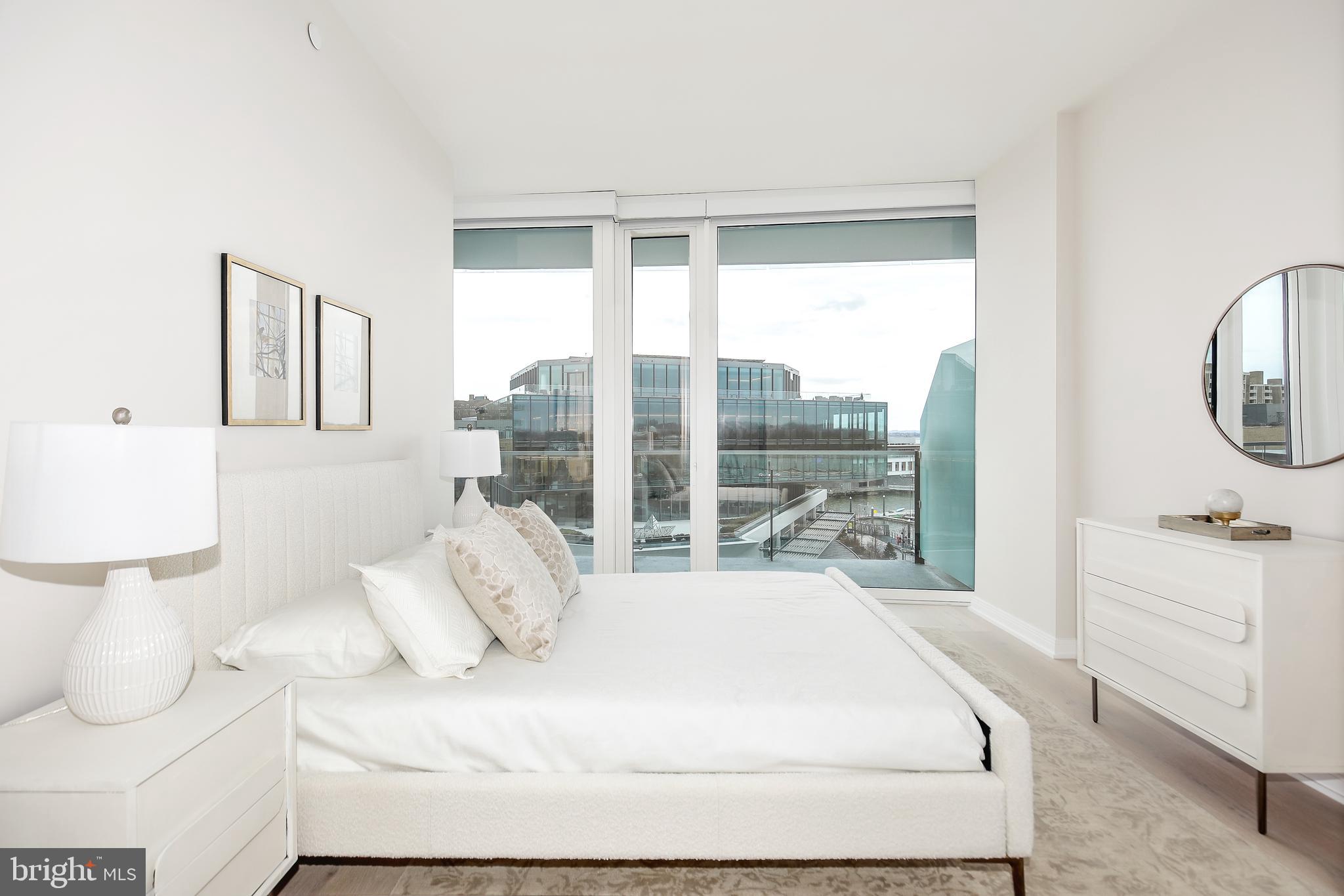 SW WATERFRONT - Residential