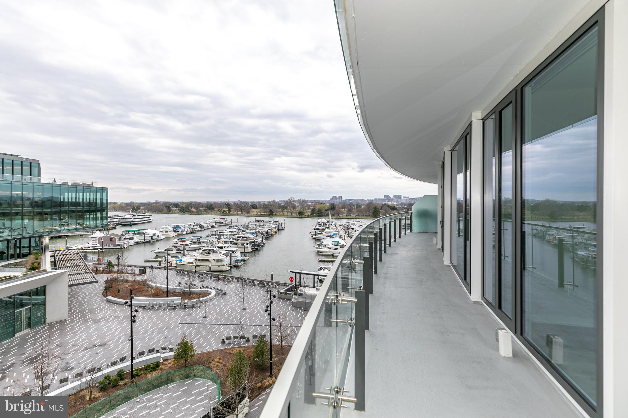 SW WATERFRONT - Residential