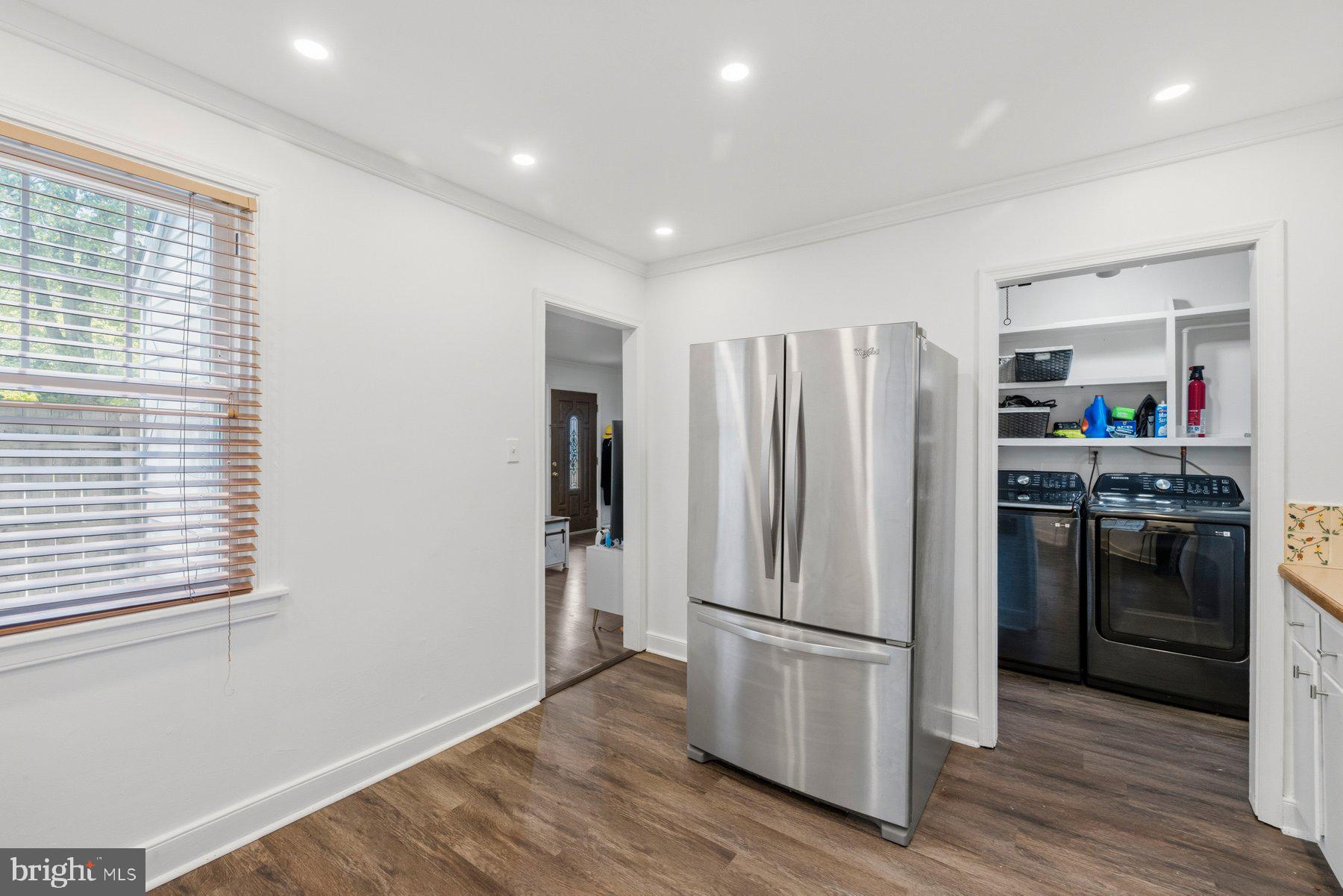 GLENMONT VILLAGE - Residential