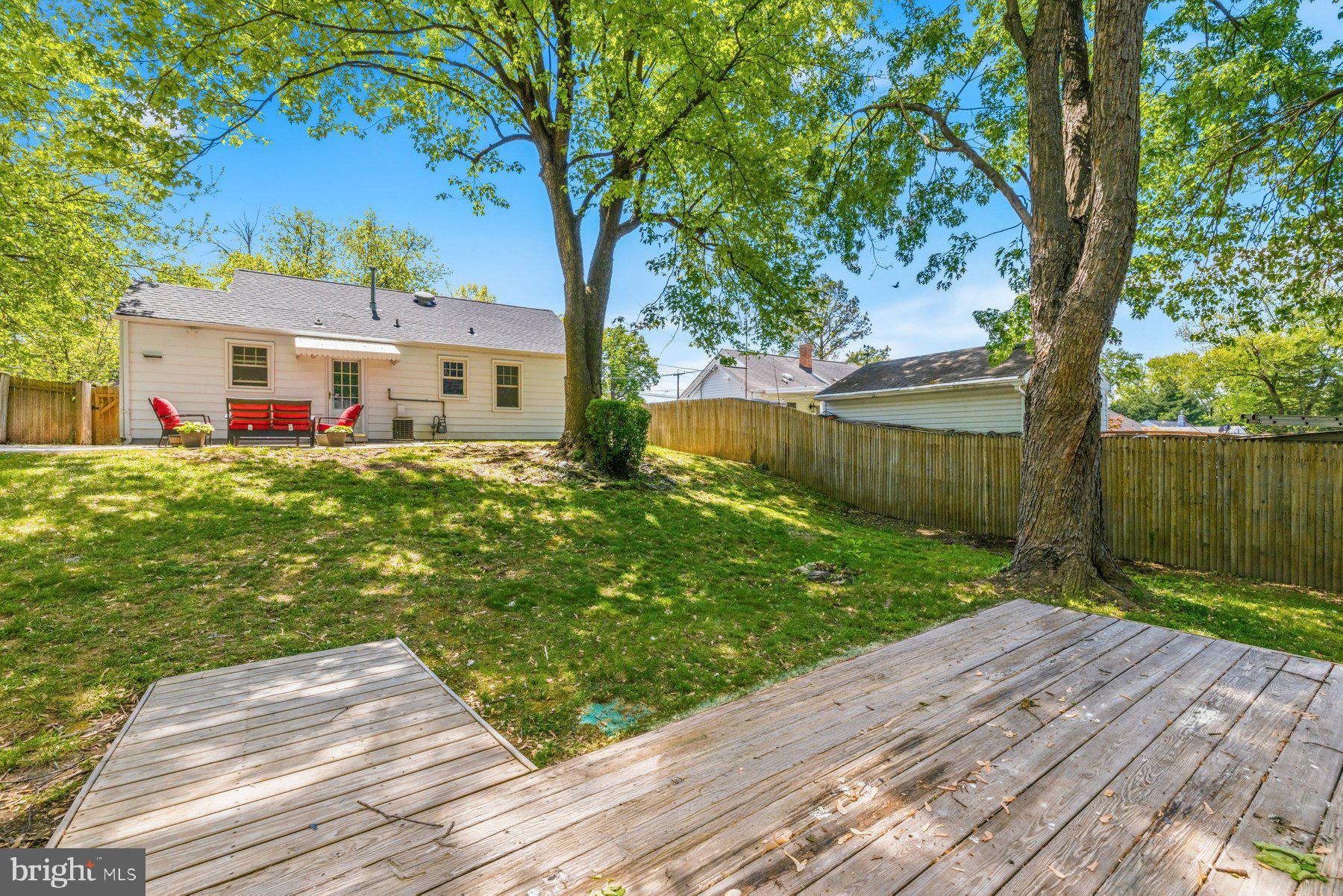 GLENMONT VILLAGE - Residential