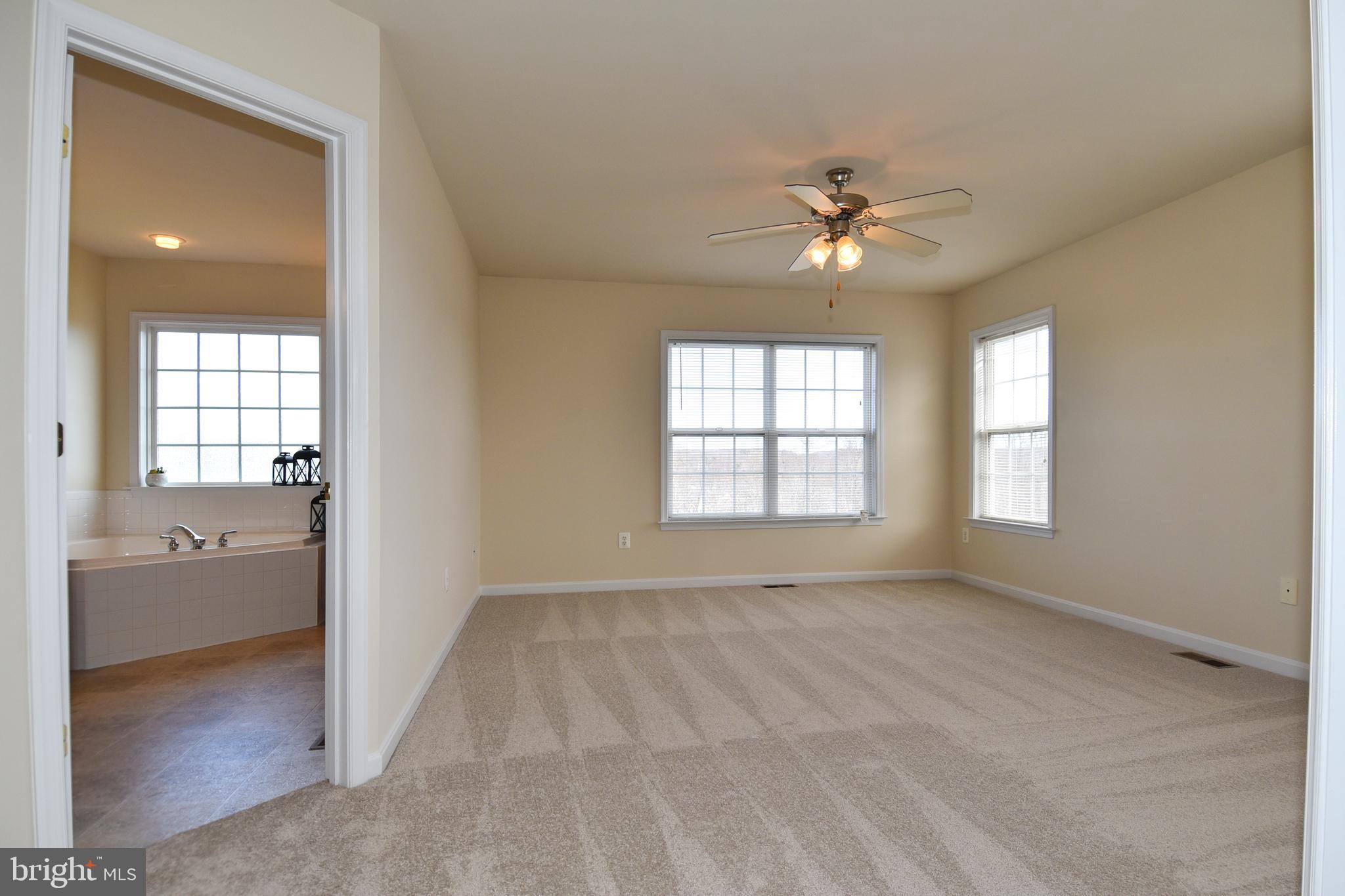 PORT AQUIA - Residential