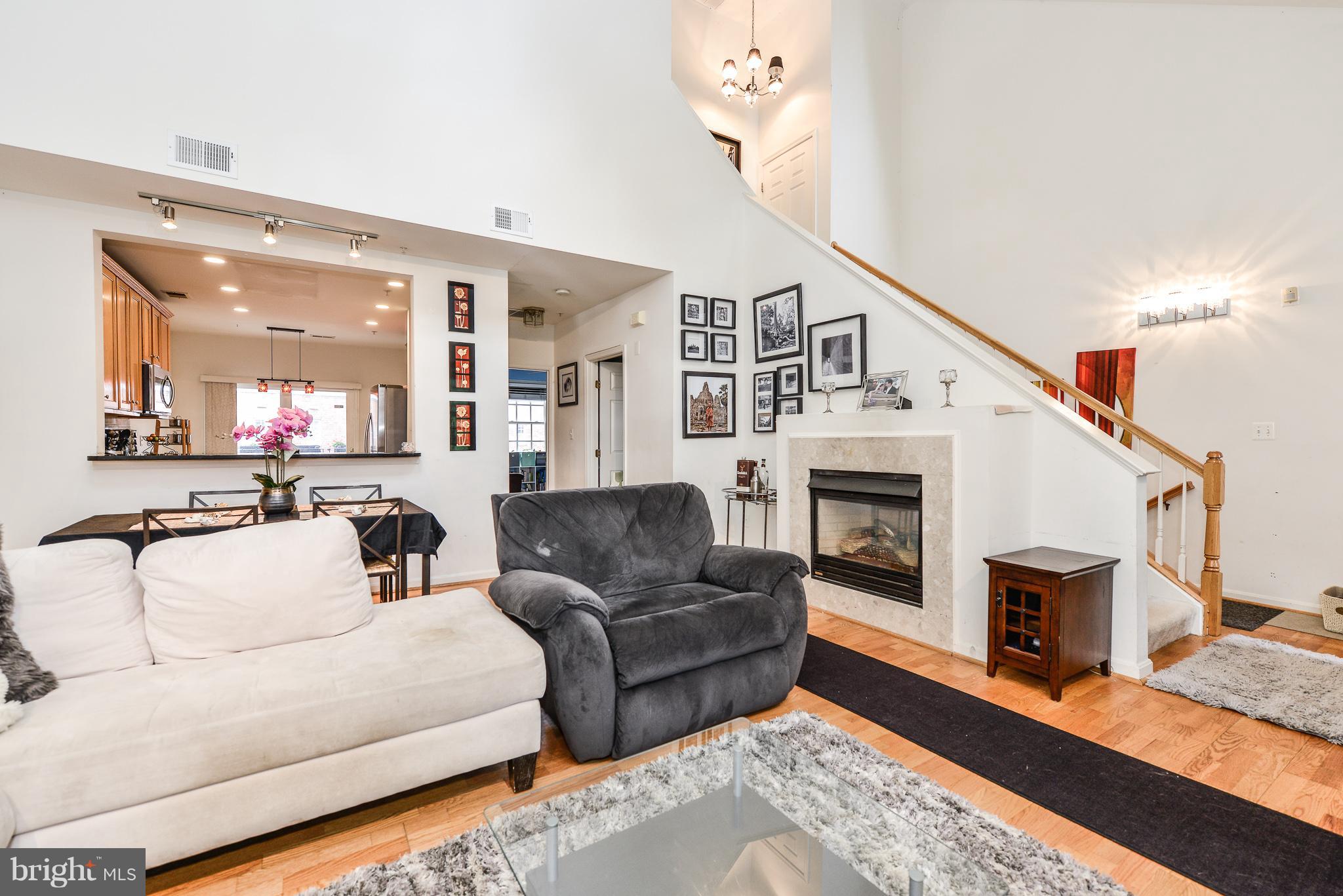 OLD TOWN GREENS - Residential Lease