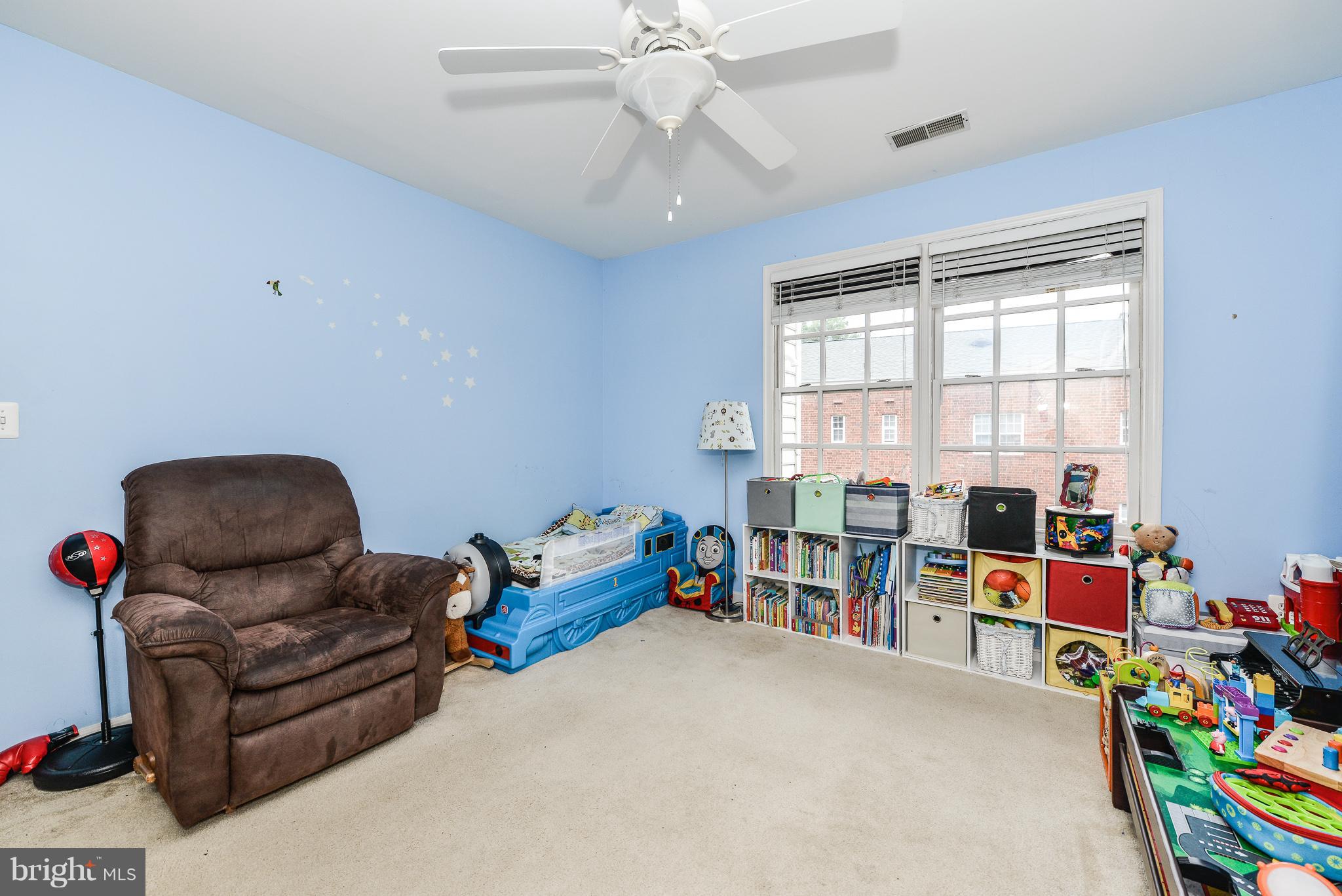 OLD TOWN GREENS - Residential Lease