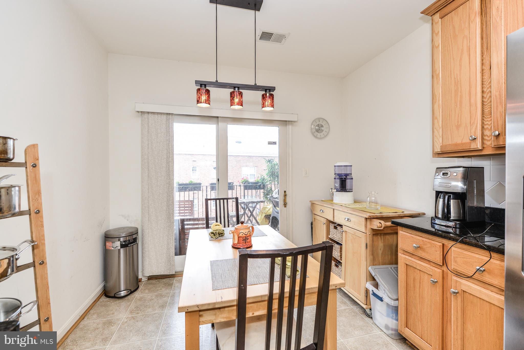 OLD TOWN GREENS - Residential Lease