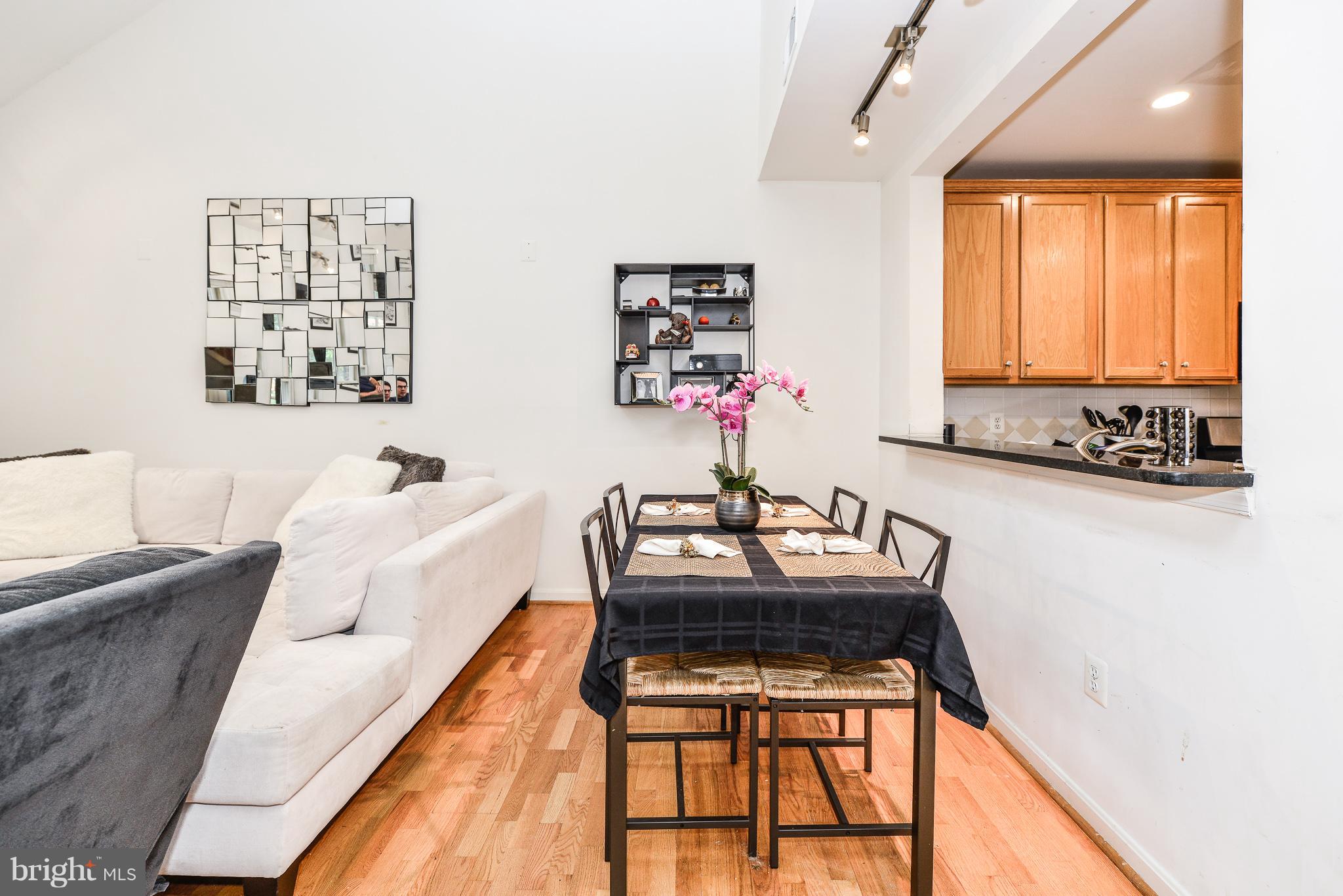 OLD TOWN GREENS - Residential Lease