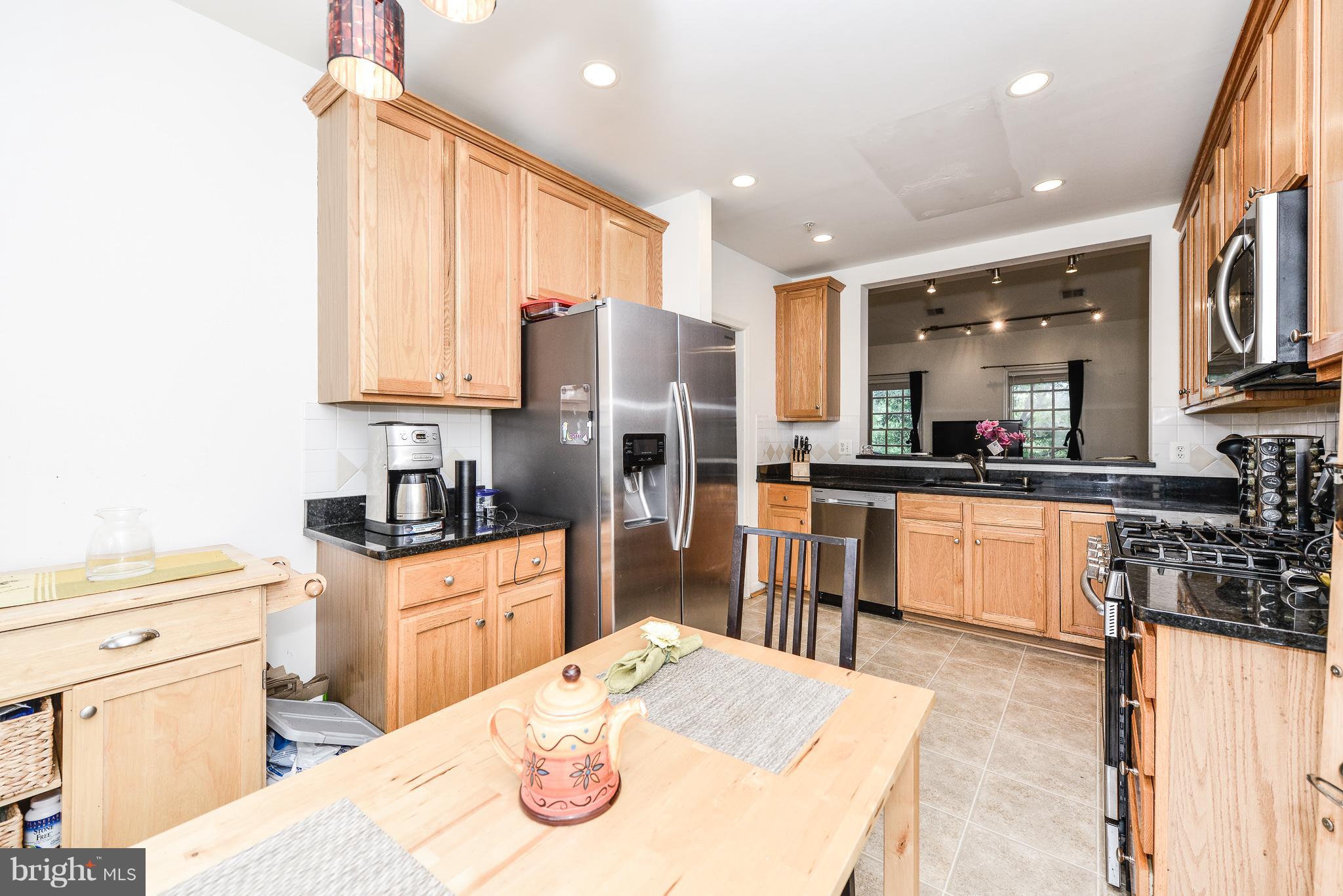 OLD TOWN GREENS - Residential Lease