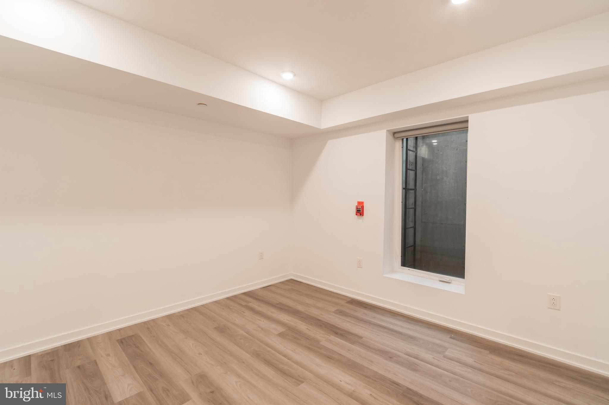 FAIRMOUNT - Residential Lease