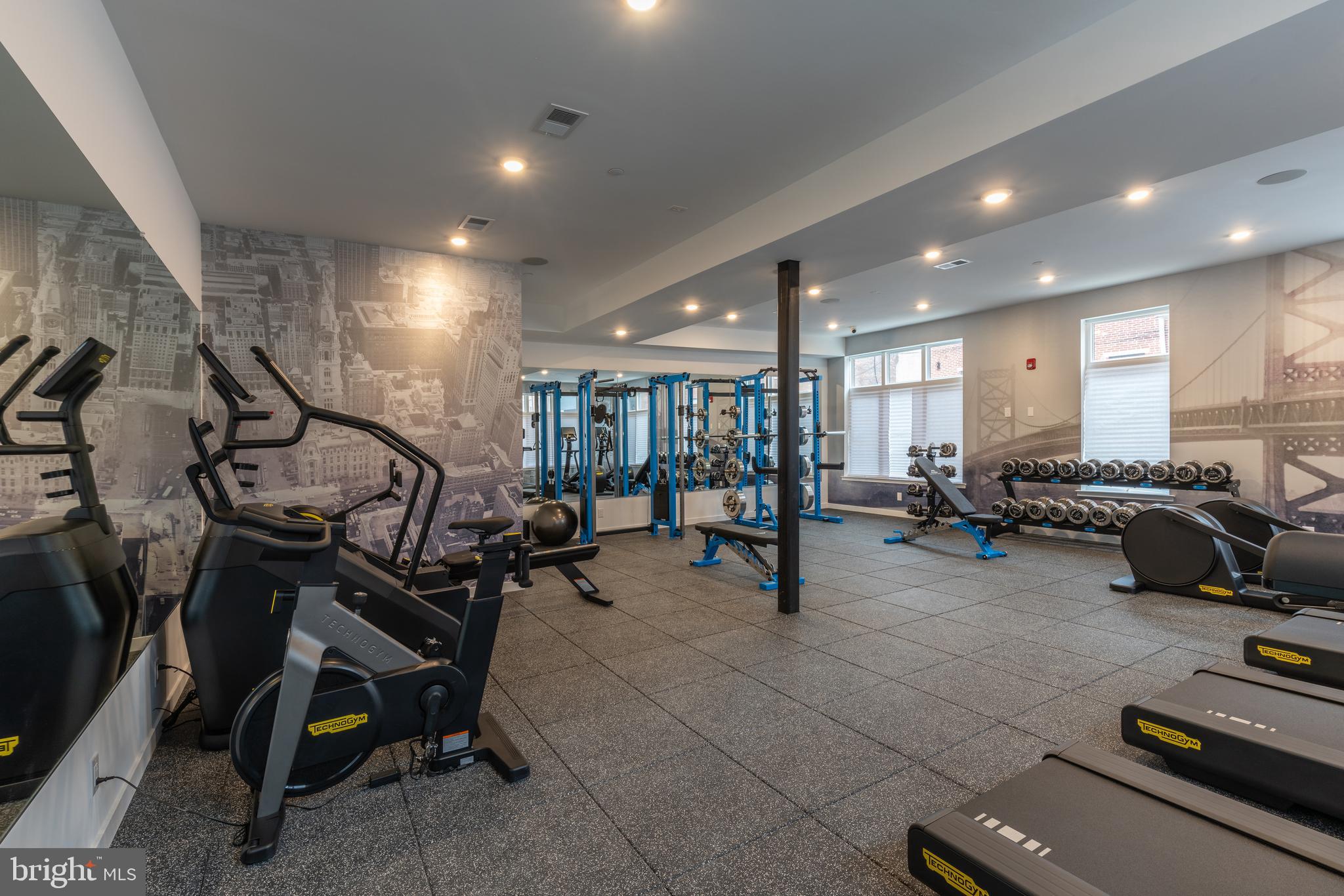 FAIRMOUNT - Residential Lease