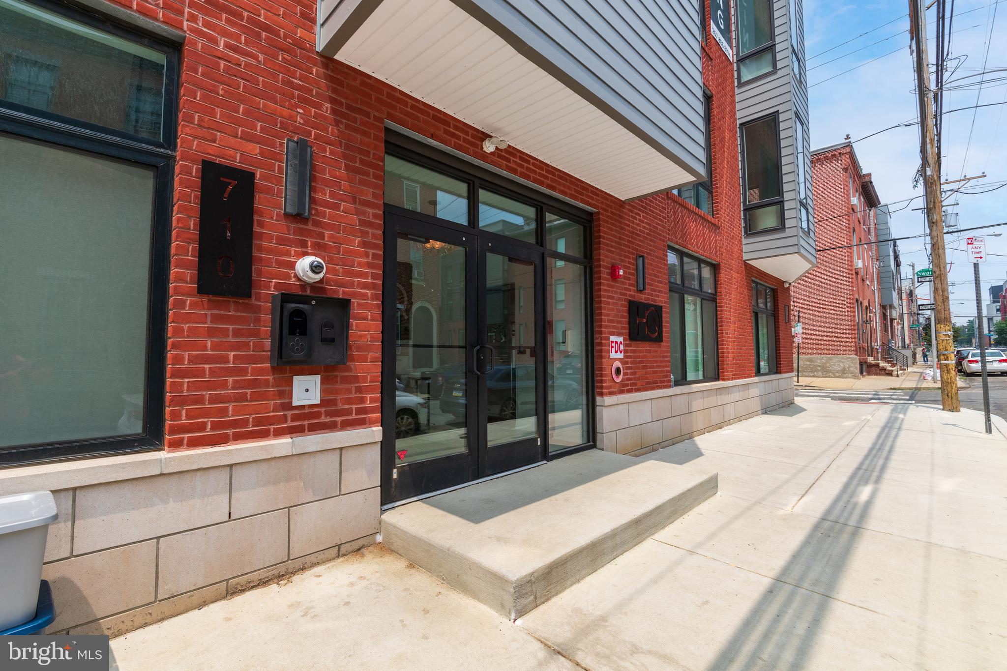 FAIRMOUNT - Residential Lease