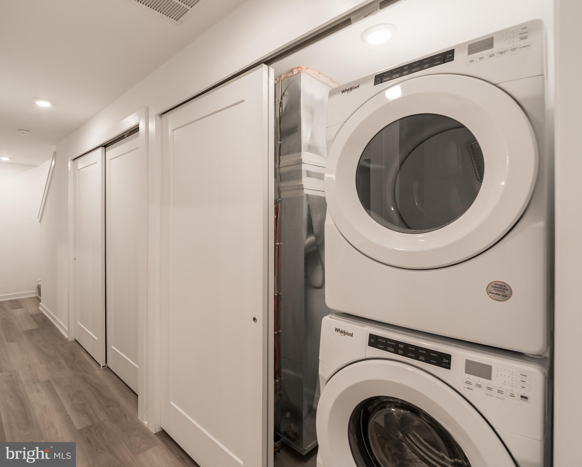 FAIRMOUNT - Residential Lease