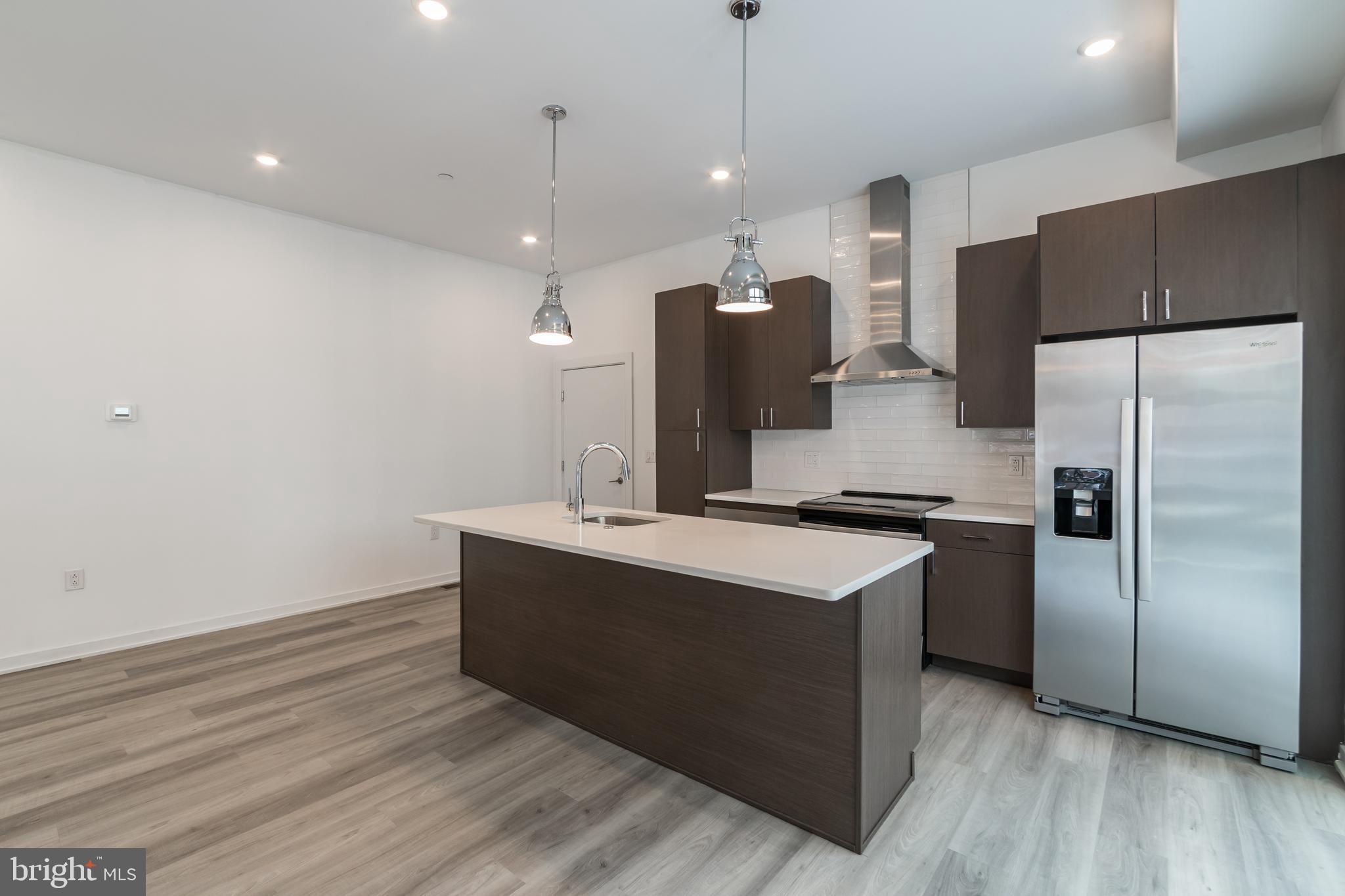 FAIRMOUNT - Residential Lease