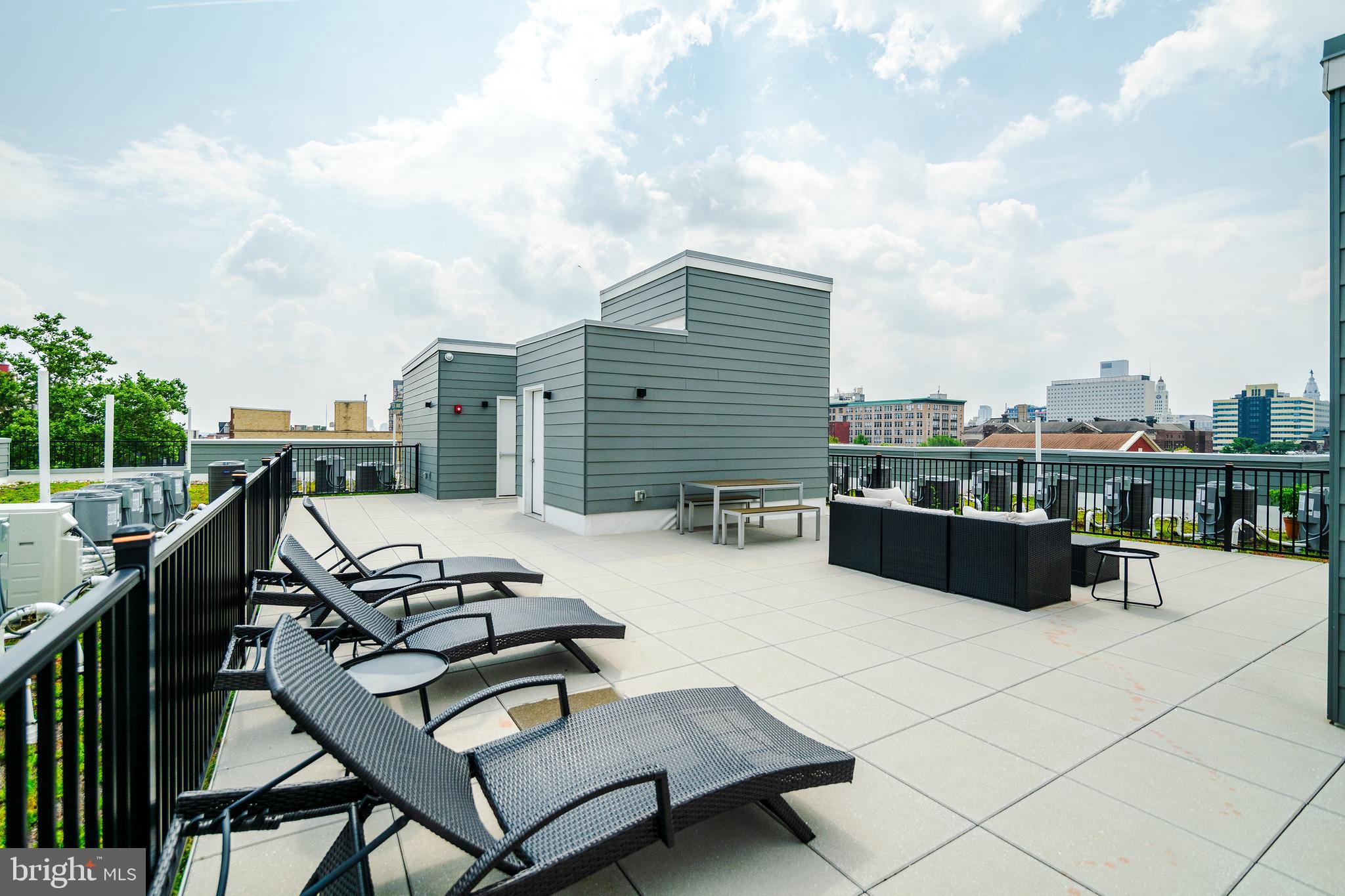 FAIRMOUNT - Residential Lease