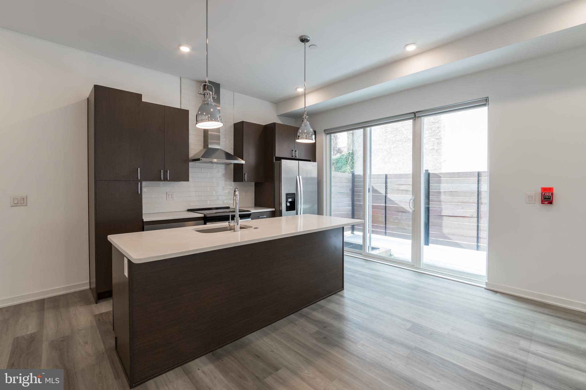 FAIRMOUNT - Residential Lease