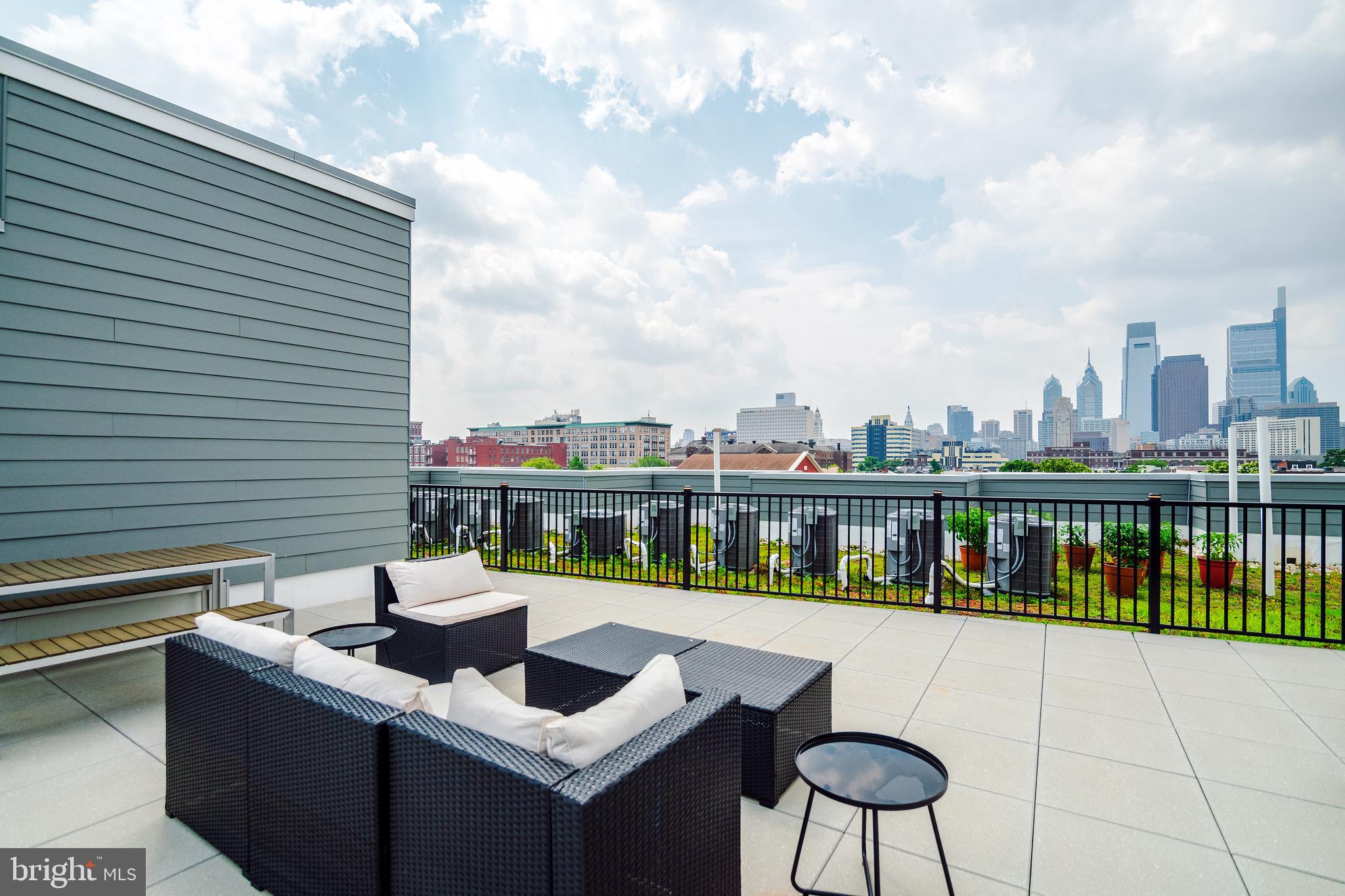 FAIRMOUNT - Residential Lease