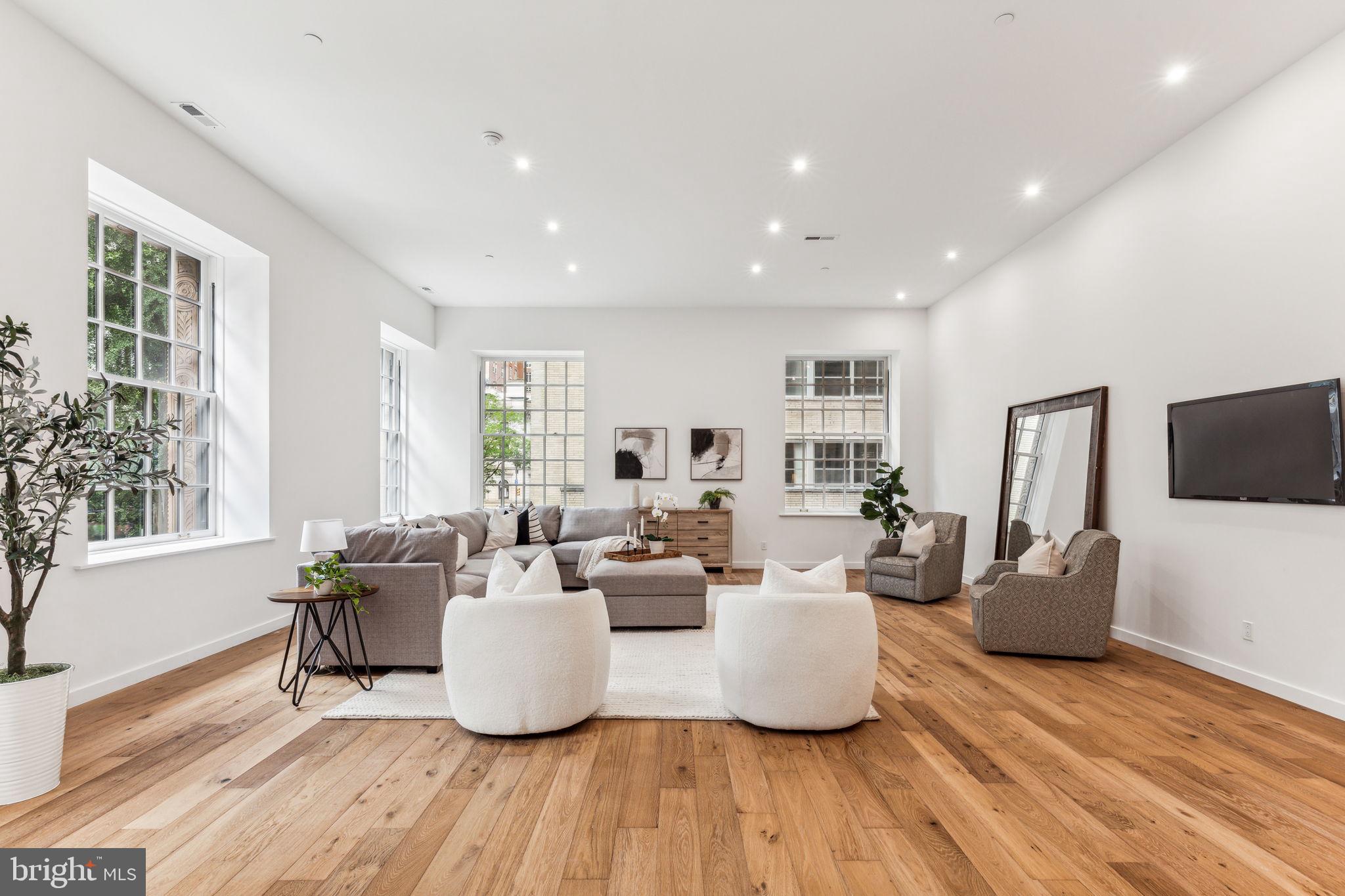 RITTENHOUSE SQUARE - Residential