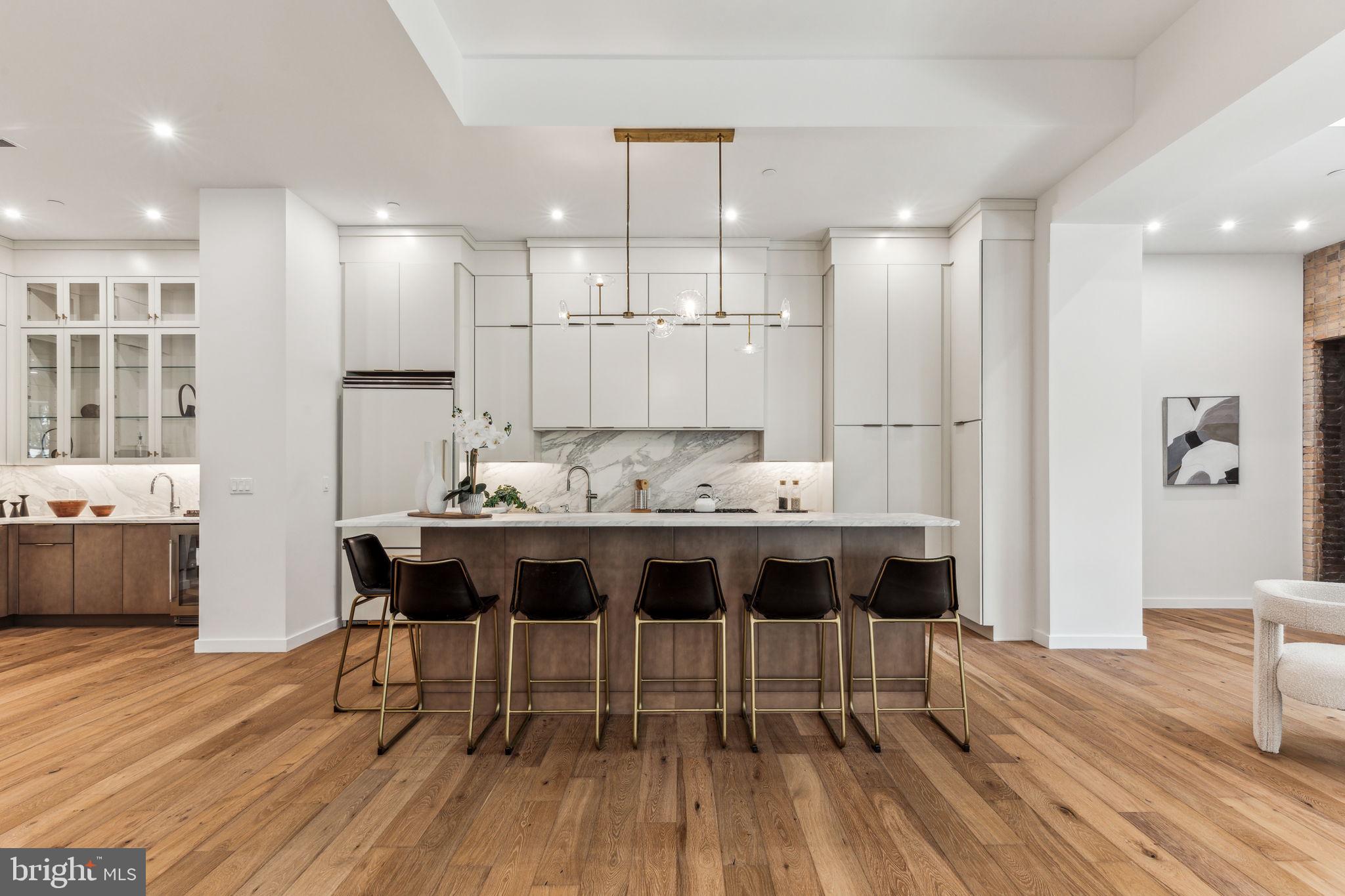 RITTENHOUSE SQUARE - Residential