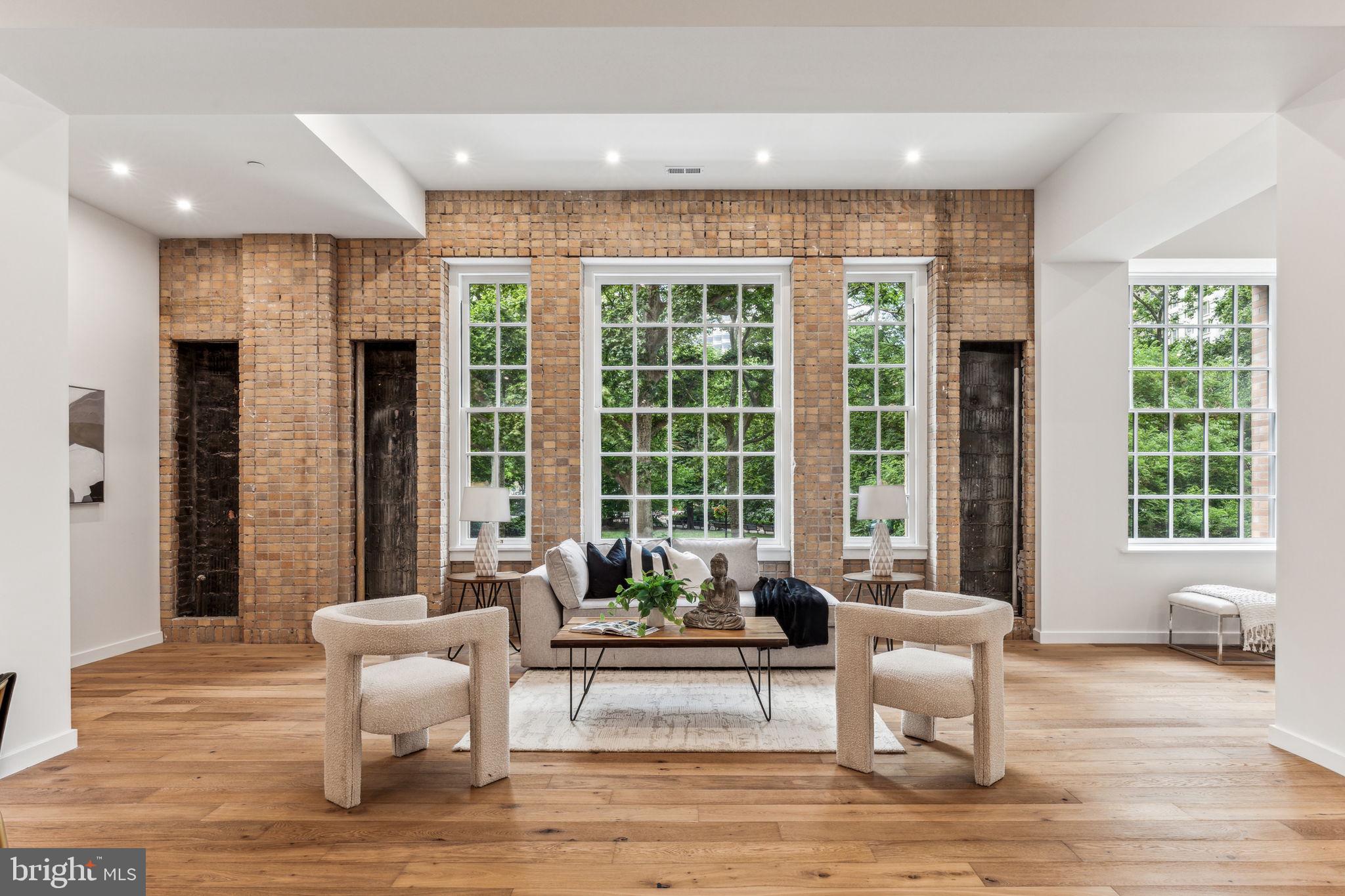 RITTENHOUSE SQUARE - Residential