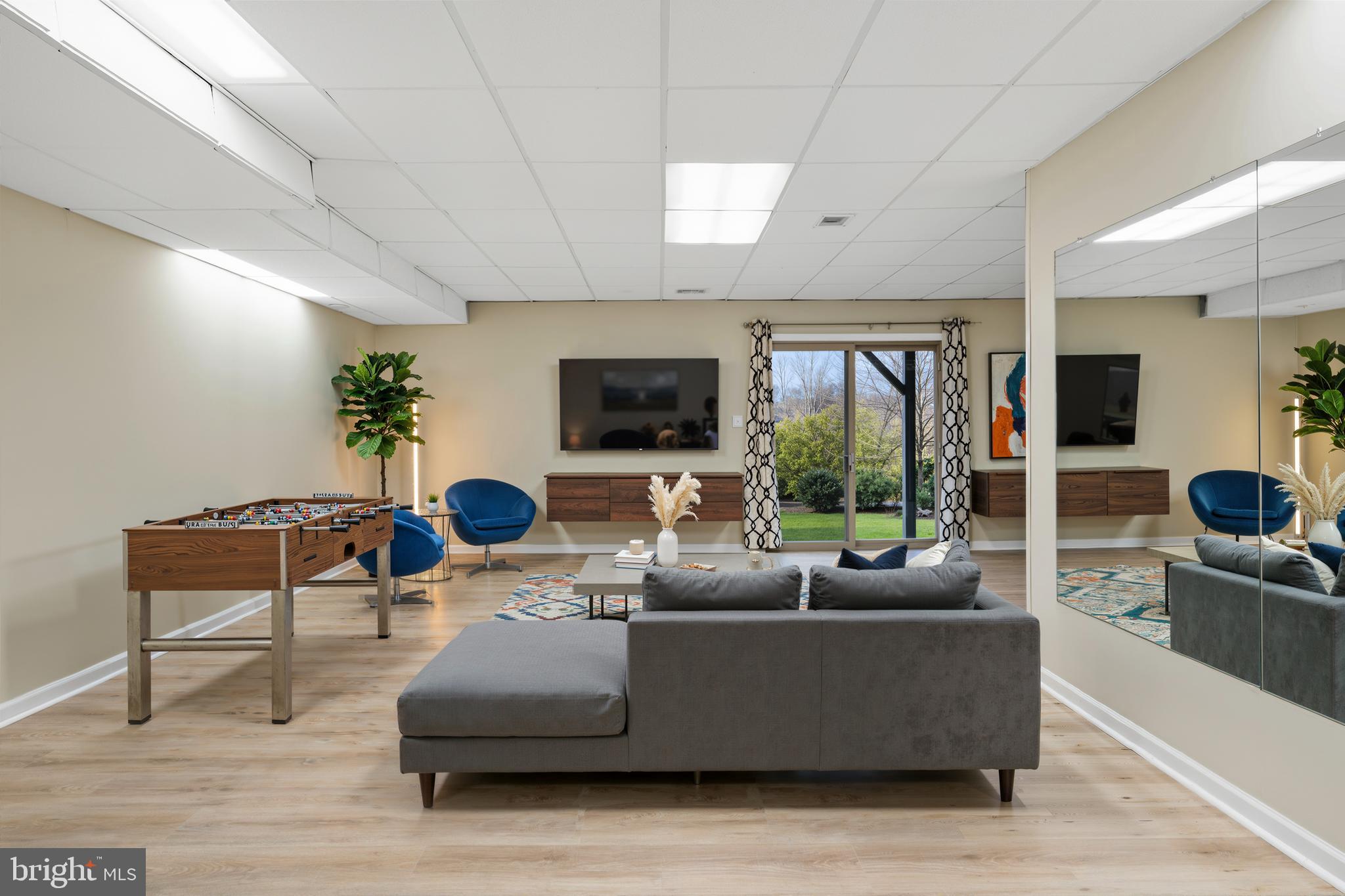 WALNUT WALK - Residential